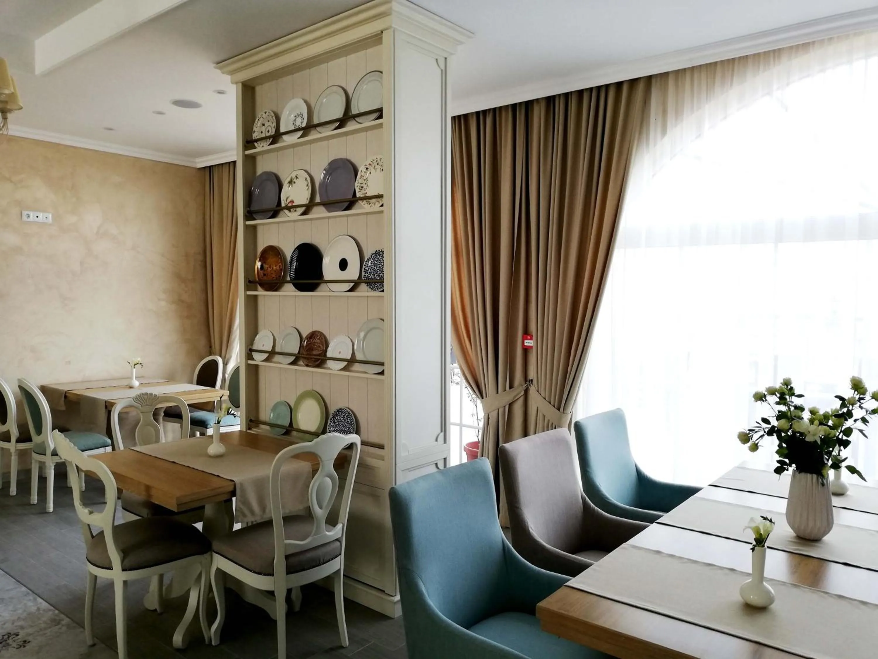 Restaurant/places to eat in Villa Della Rosa