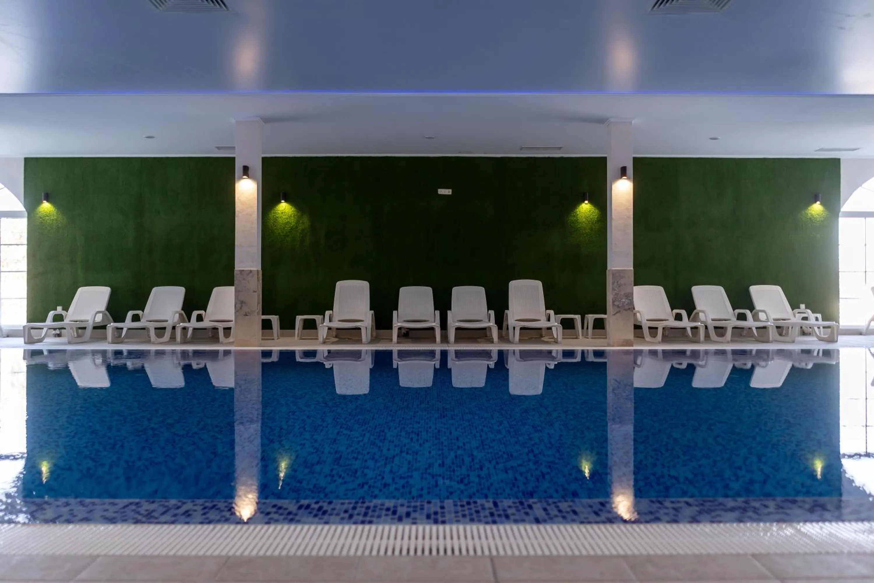 Swimming pool in Villa Della Rosa