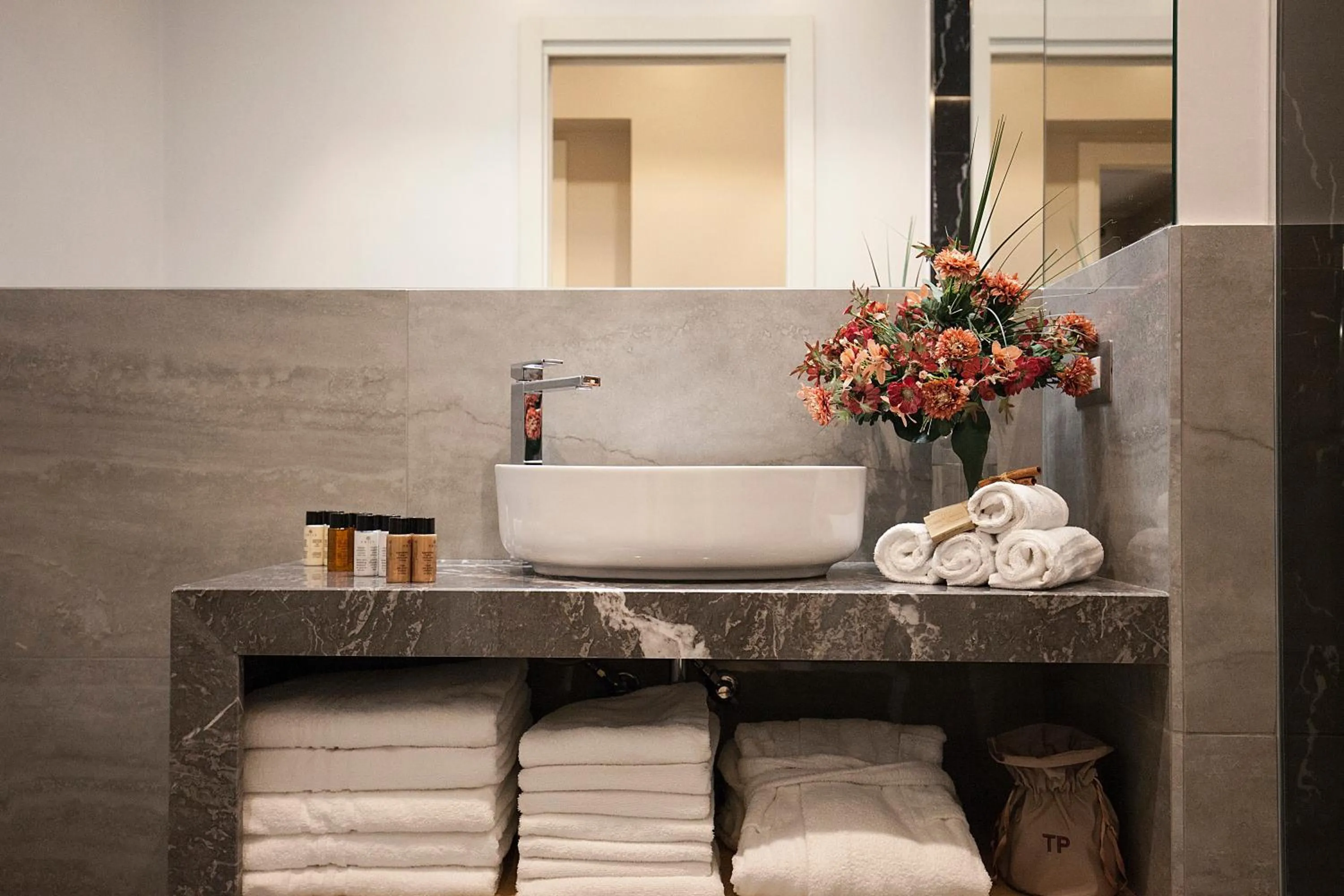 Bathroom in Roman Holidays Boutique