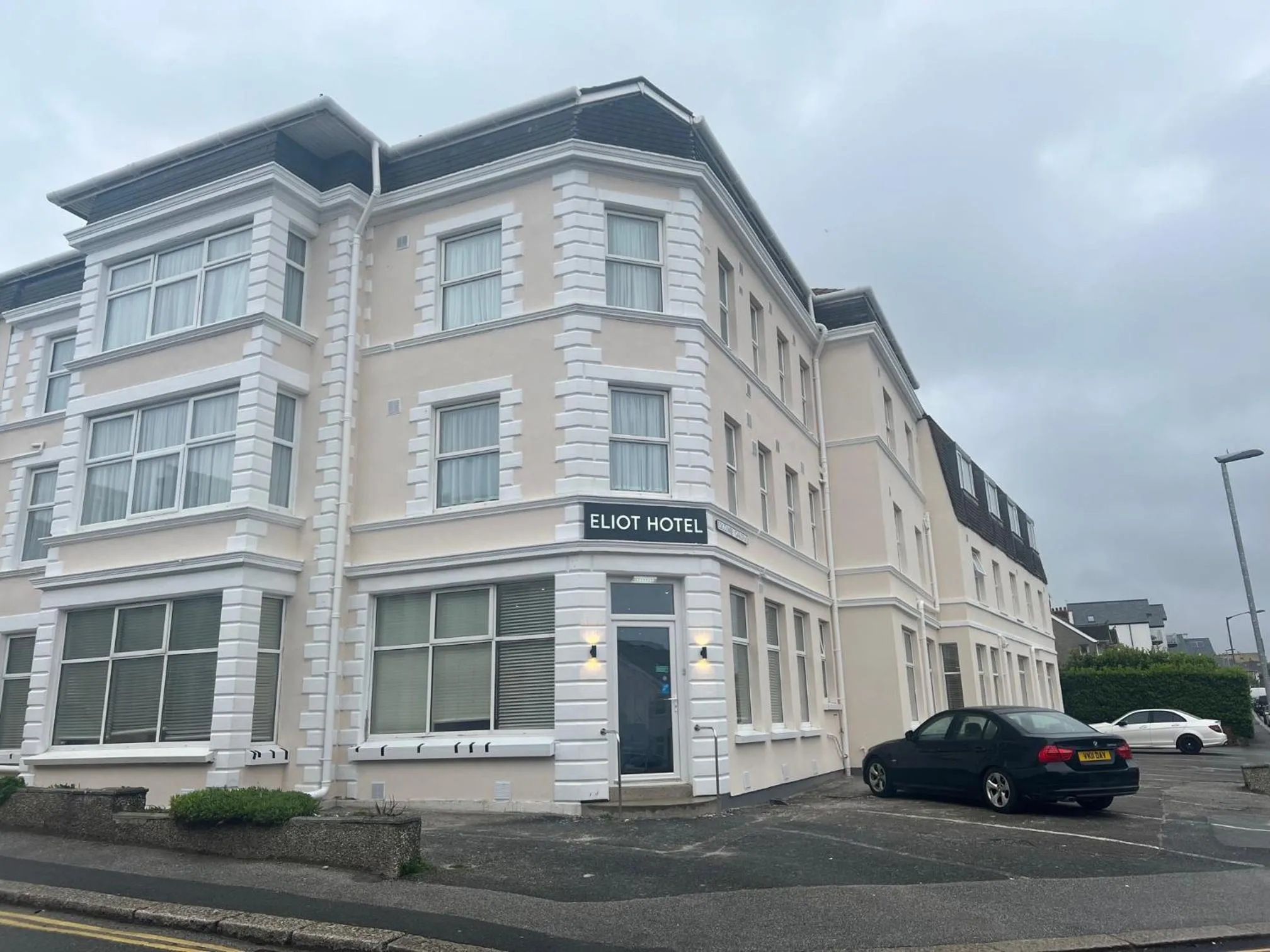 Property building in Eliot Hotel