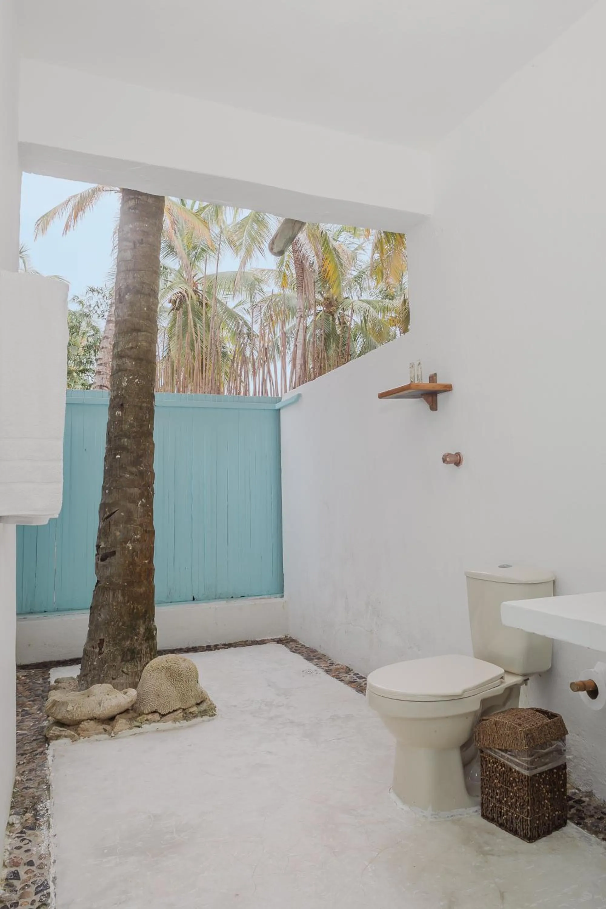 Bathroom in Éteka Slow Beach Hotel Adults Only