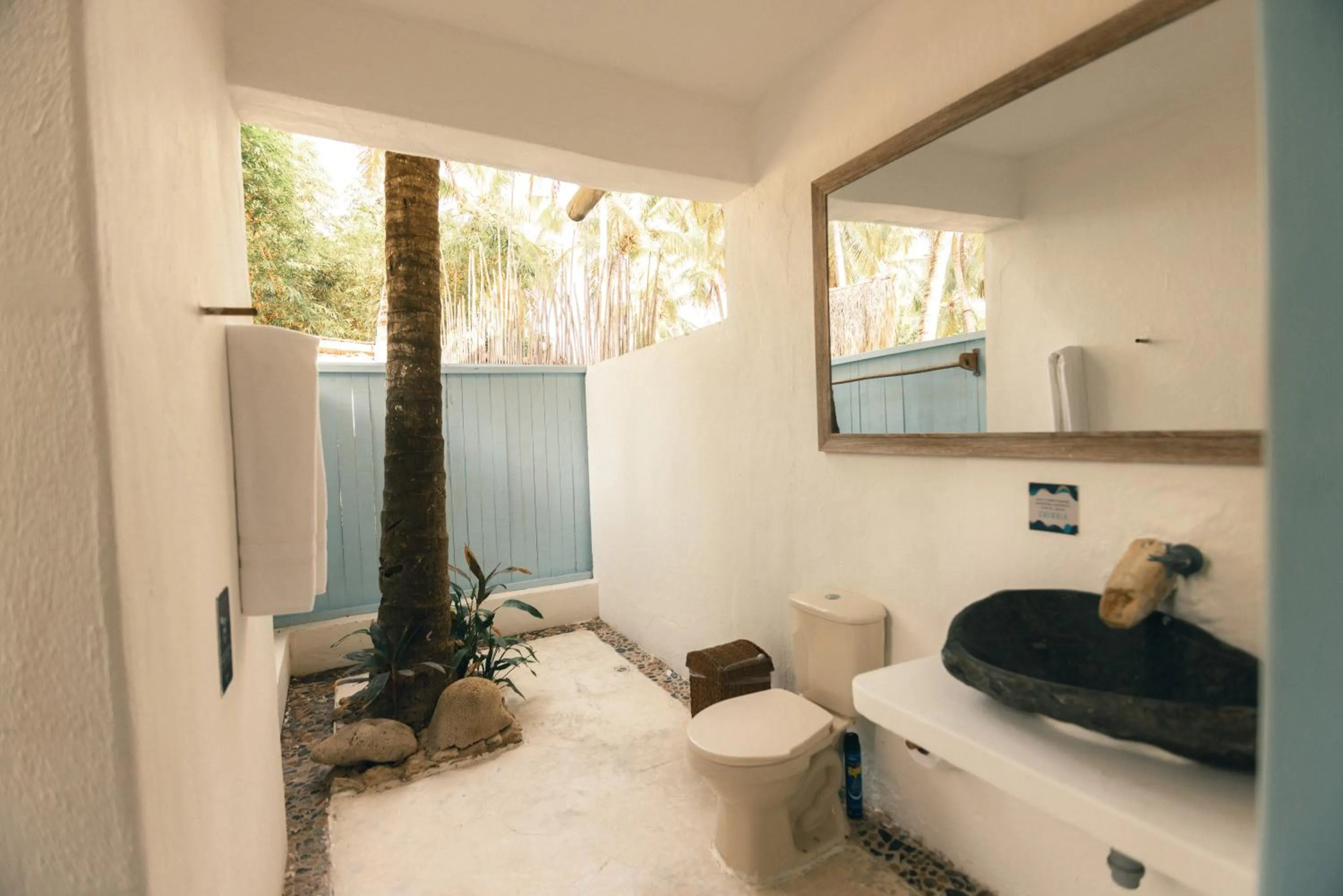 Bathroom in Éteka Slow Beach Hotel Adults Only