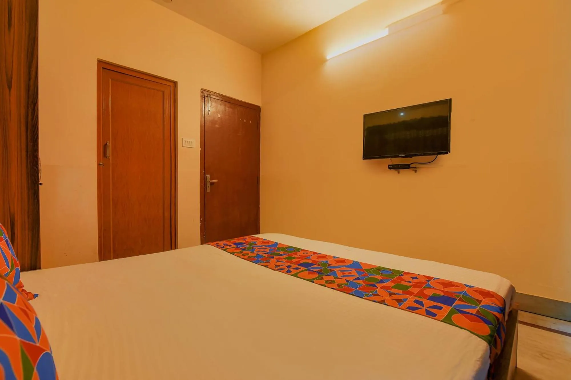 TV and multimedia in FabHotel Yatika Residency