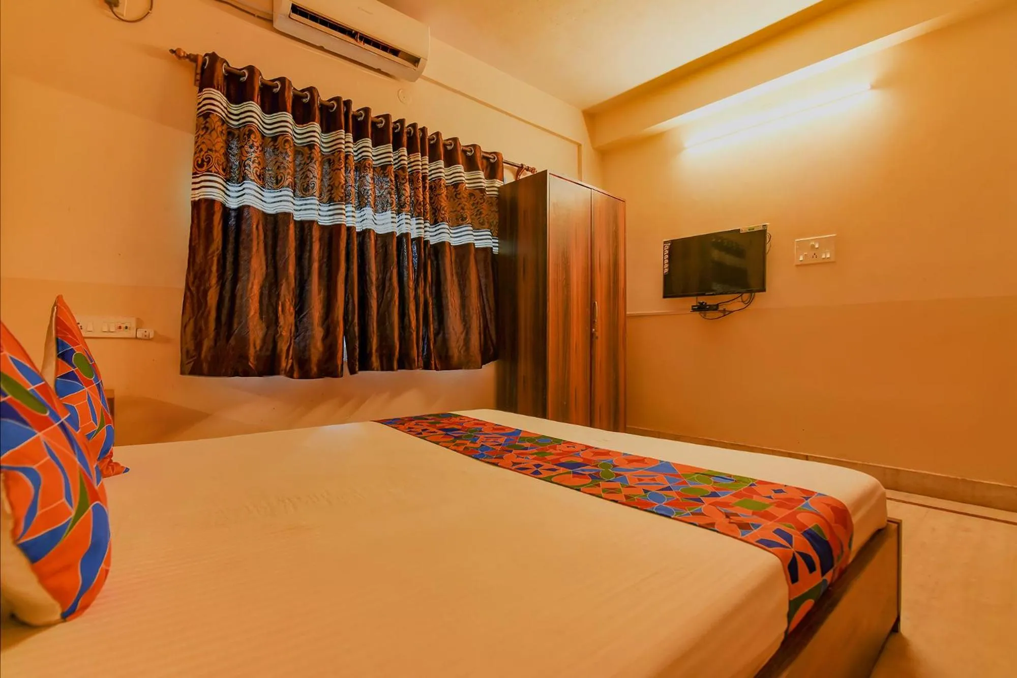 TV and multimedia in FabHotel Yatika Residency