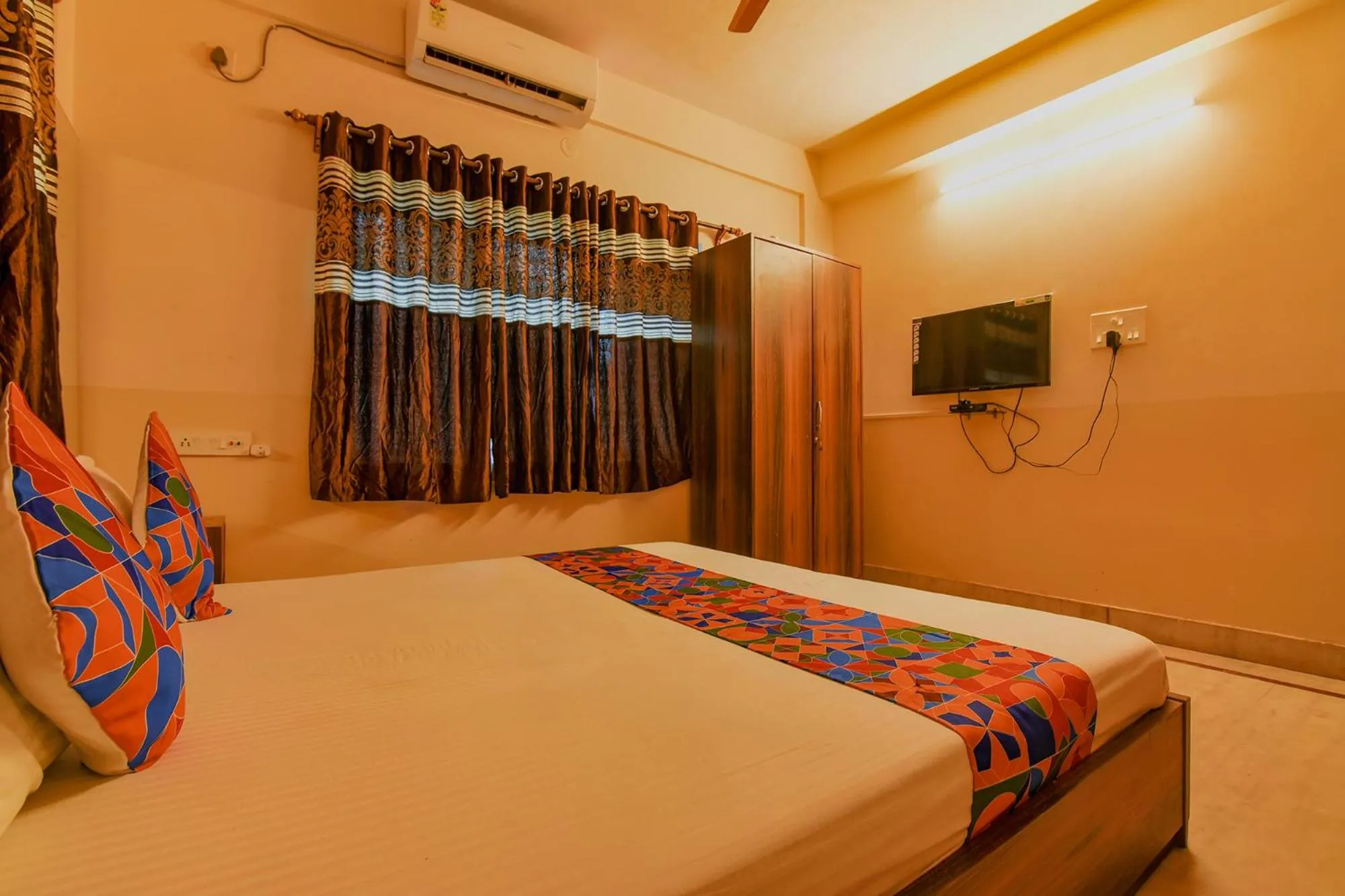 TV and multimedia in FabHotel Yatika Residency