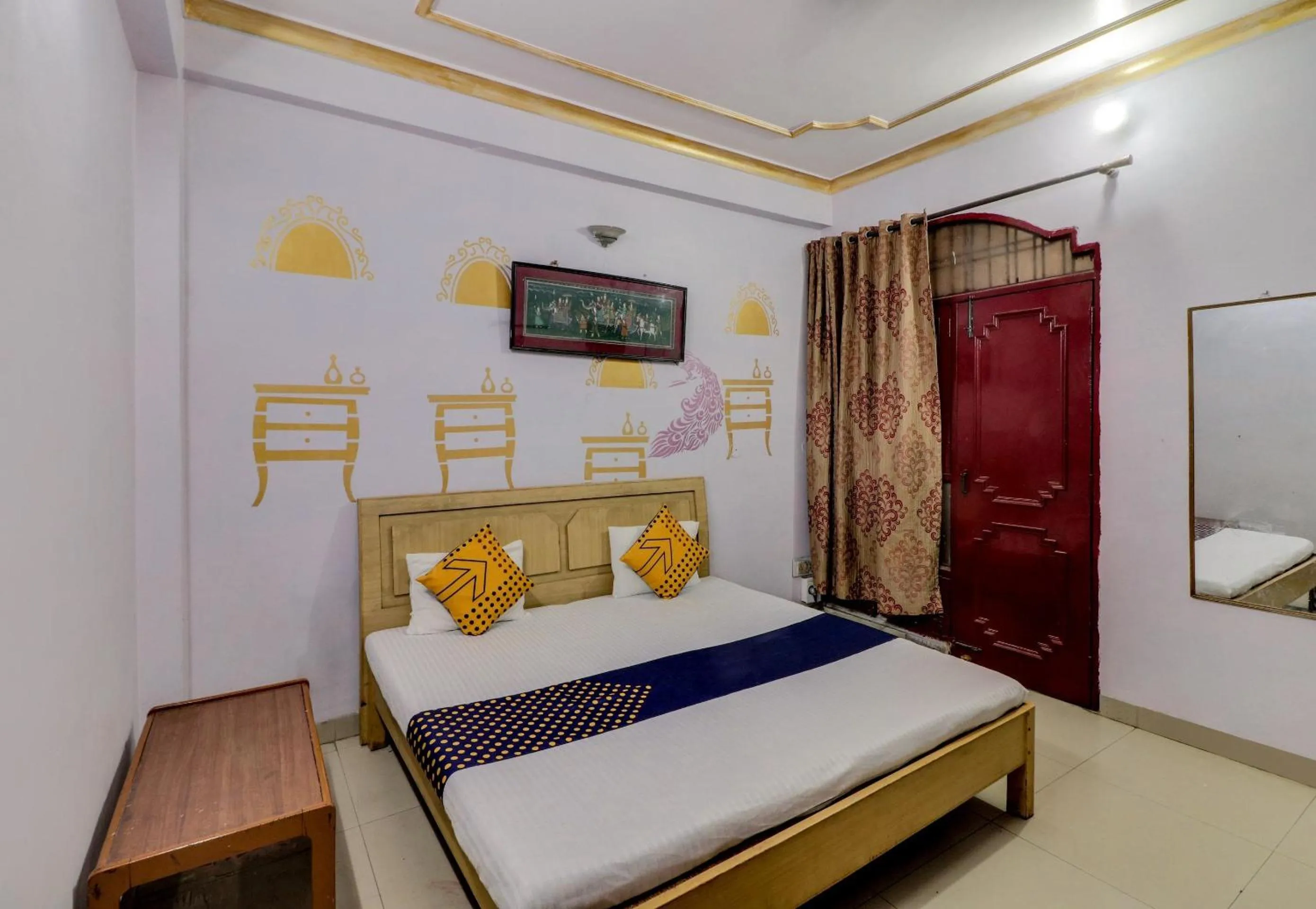 Bedroom, Bed in SPOT ON J C Guest House