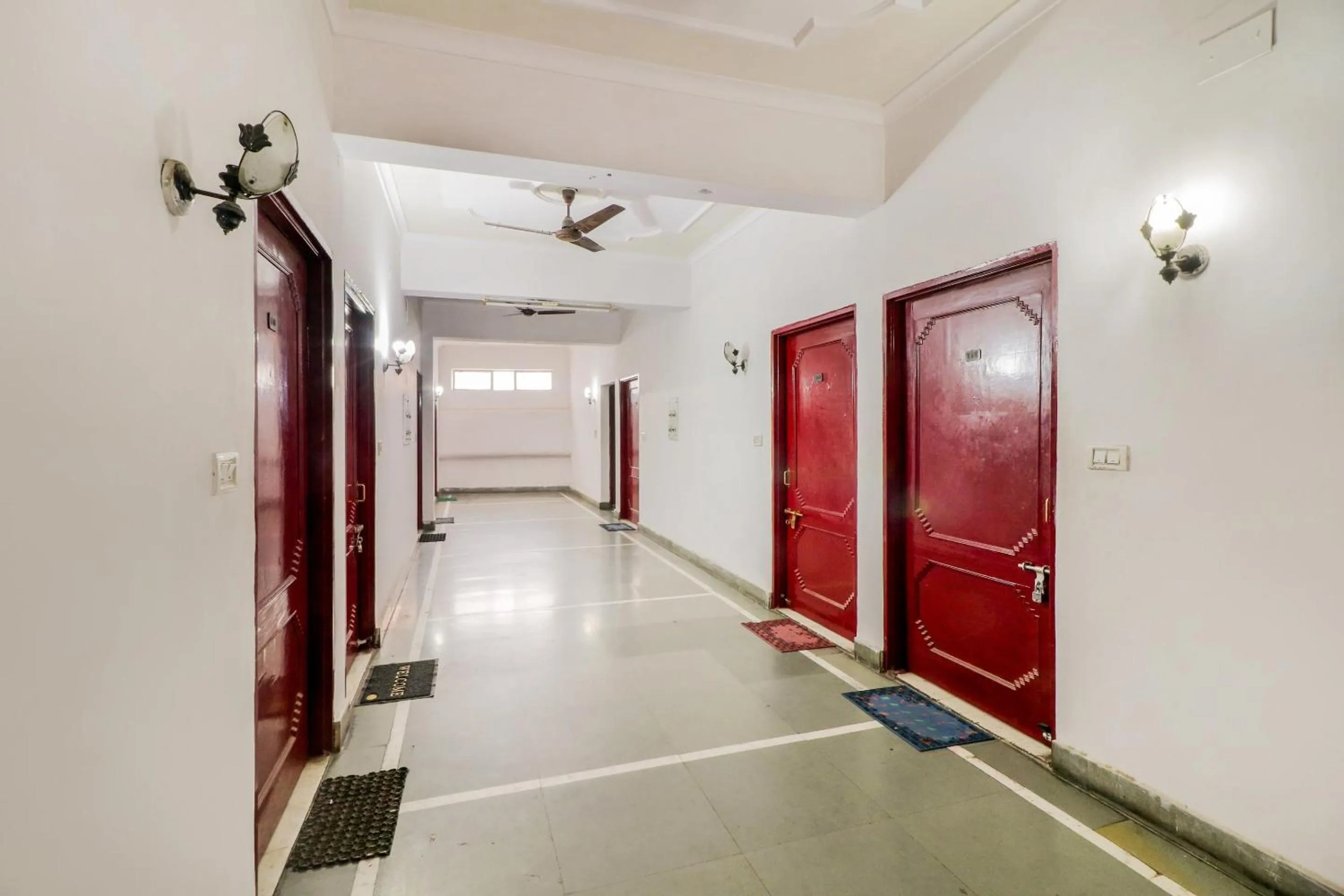 Lobby or reception in SPOT ON J C Guest House