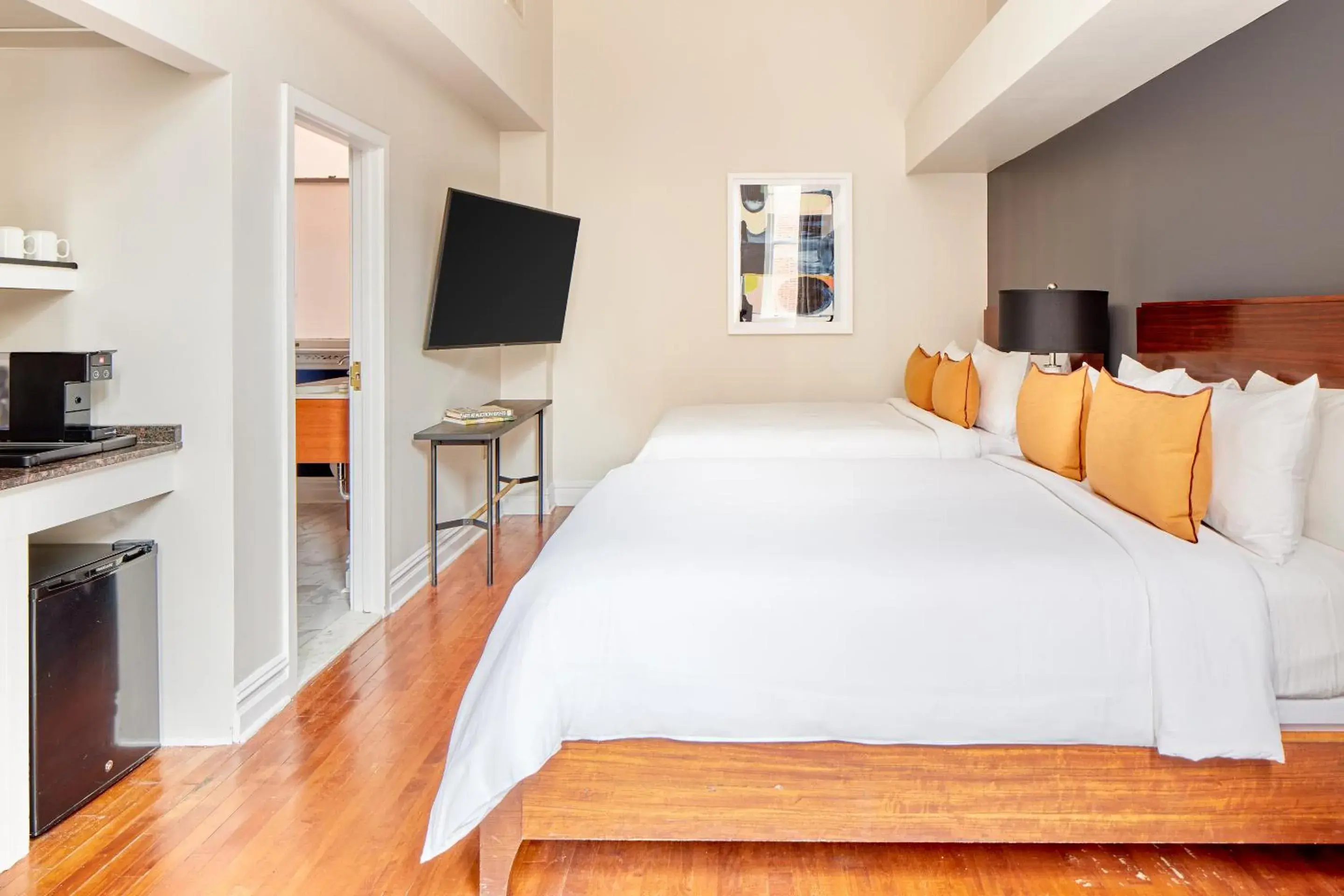 Queen Room with Two Queen Beds in The Arco powered by Sonder Queen Room with Two Queen Beds in The Arco powered by Sonder