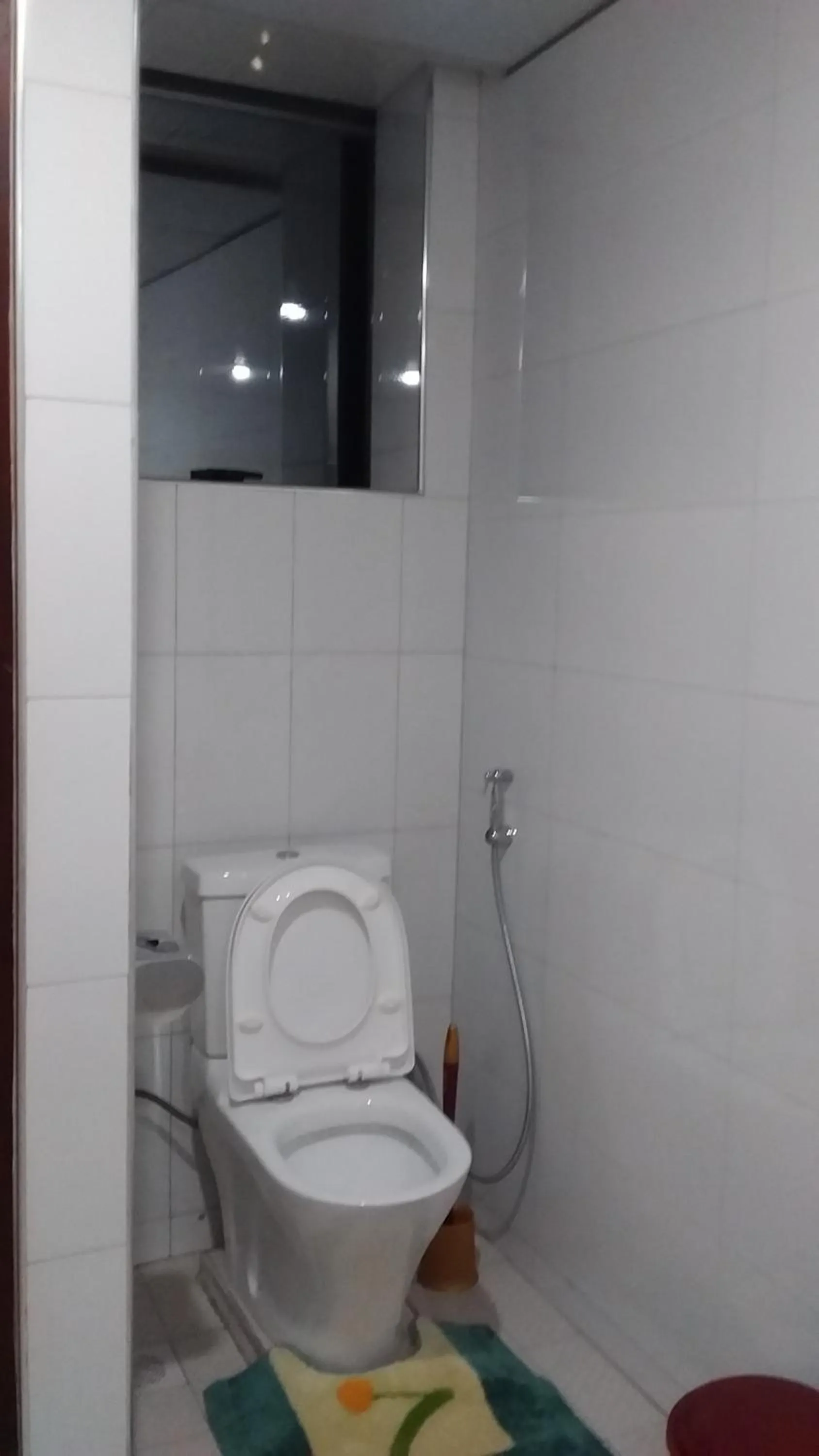 Toilet in Kenlon Hotel Kampala