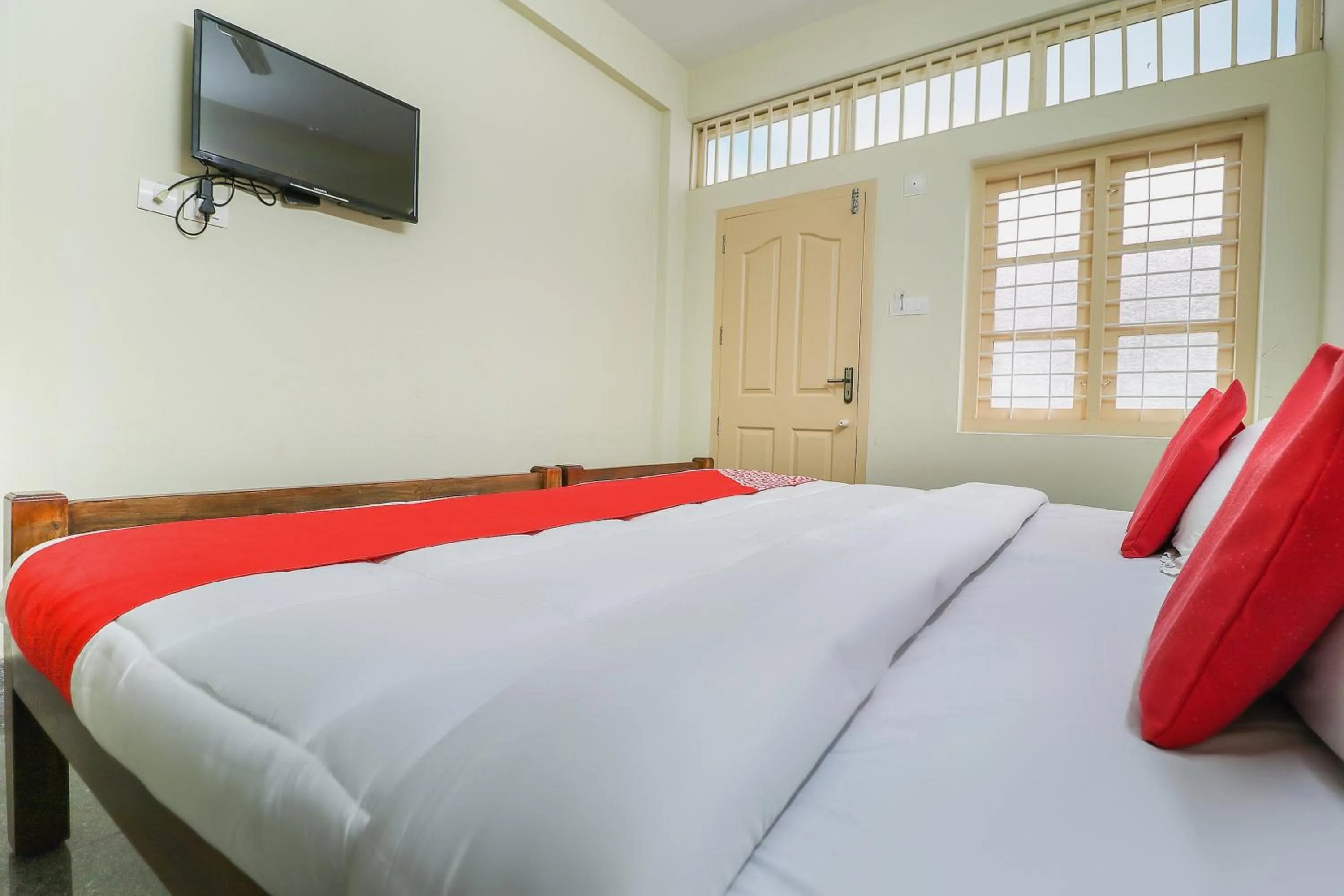 Bedroom, Bed in Hotel O Appas Residency