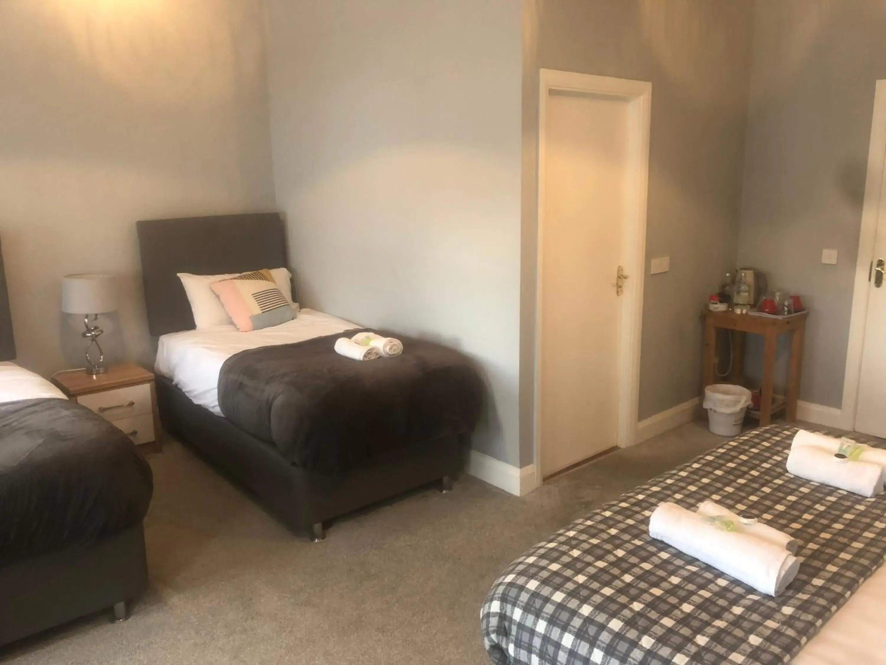 Deluxe Family Room in The Bowers Bar & Restaurant Deluxe Family Room in The Bowers Bar & Restaurant