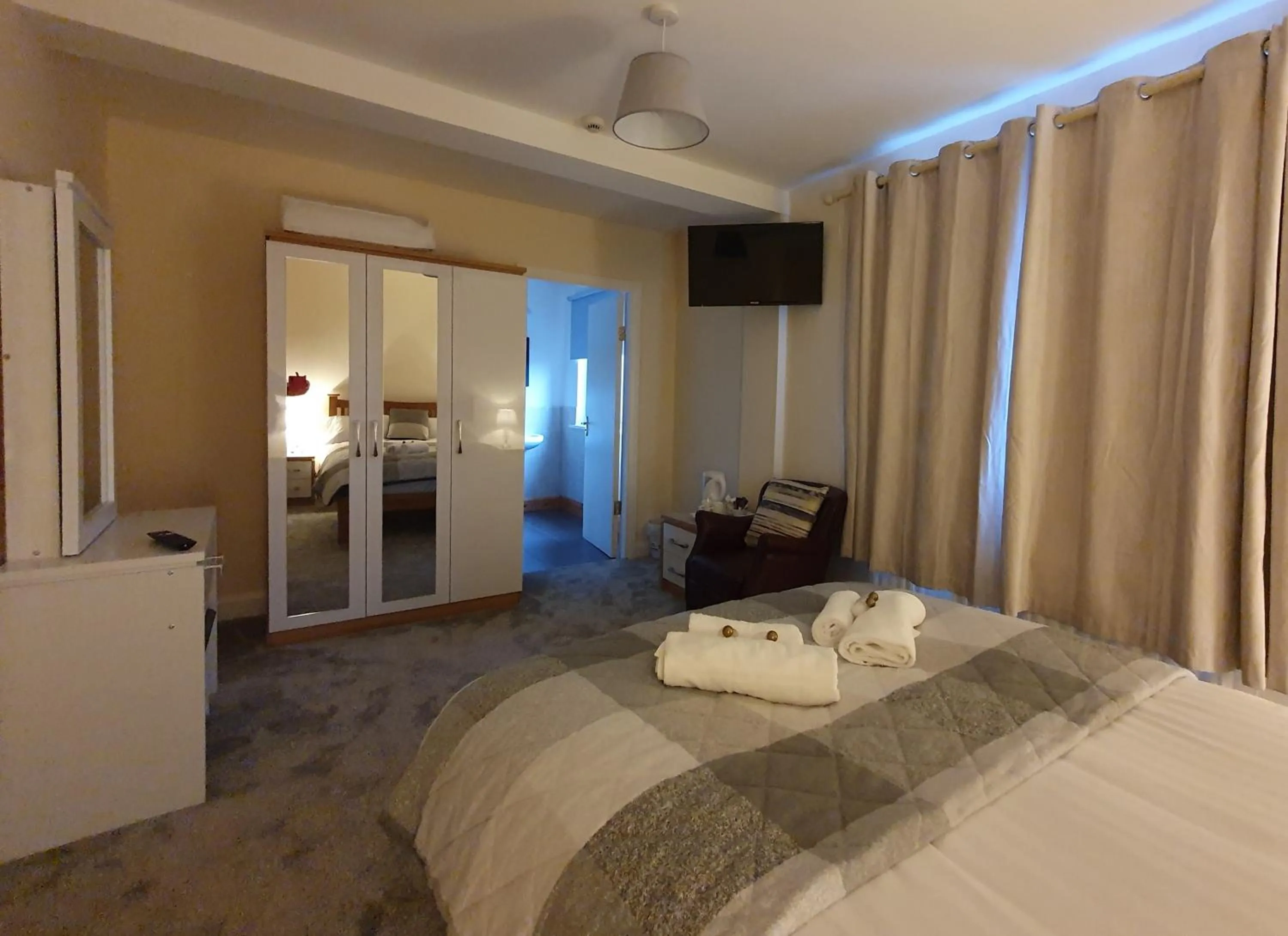 Bed in The Bowers Bar & Restaurant