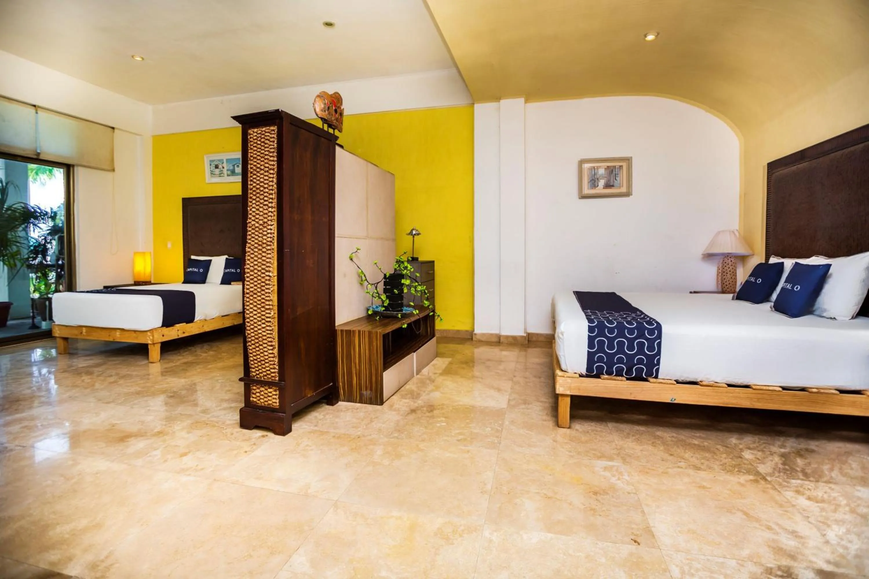 Bedroom, Bed in Capital O Cancun International Airport 24 7