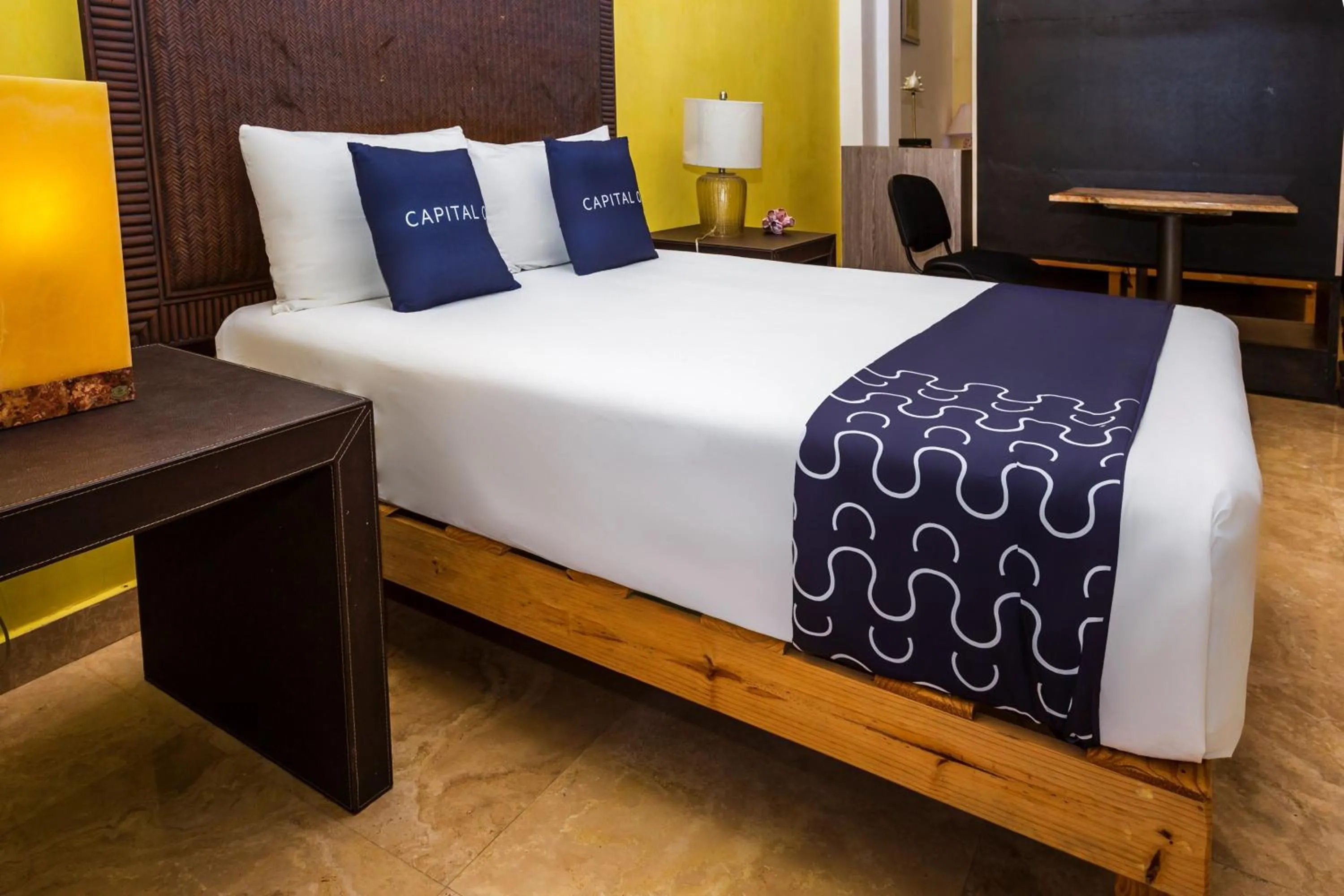 Bedroom, Bed in Capital O Cancun International Airport 24 7