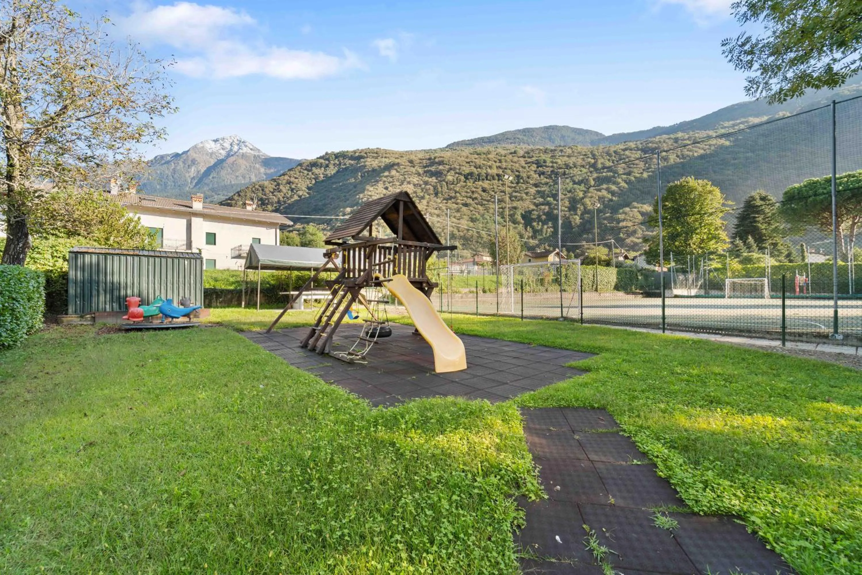 Day in Green Village Accommodations