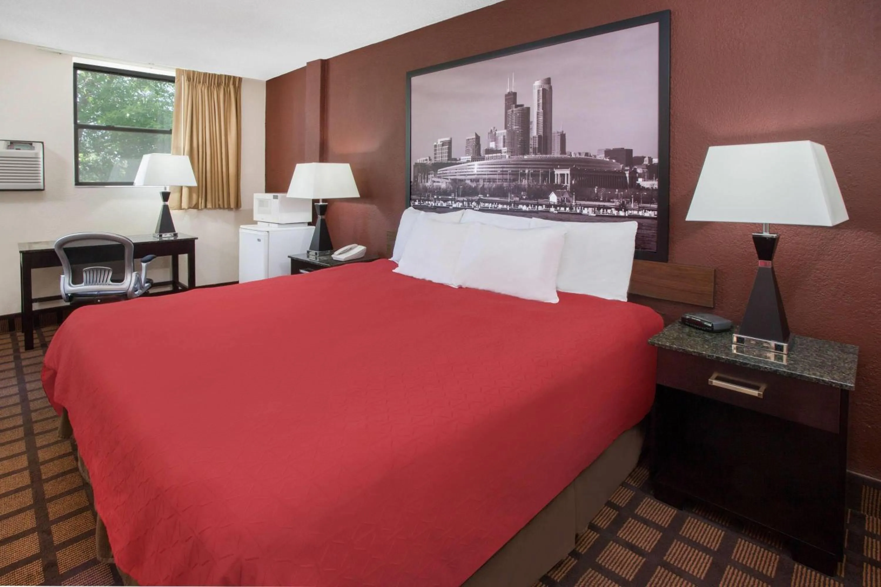 Photo of the whole room, Bed in Super 8 by Wyndham Chicago IL