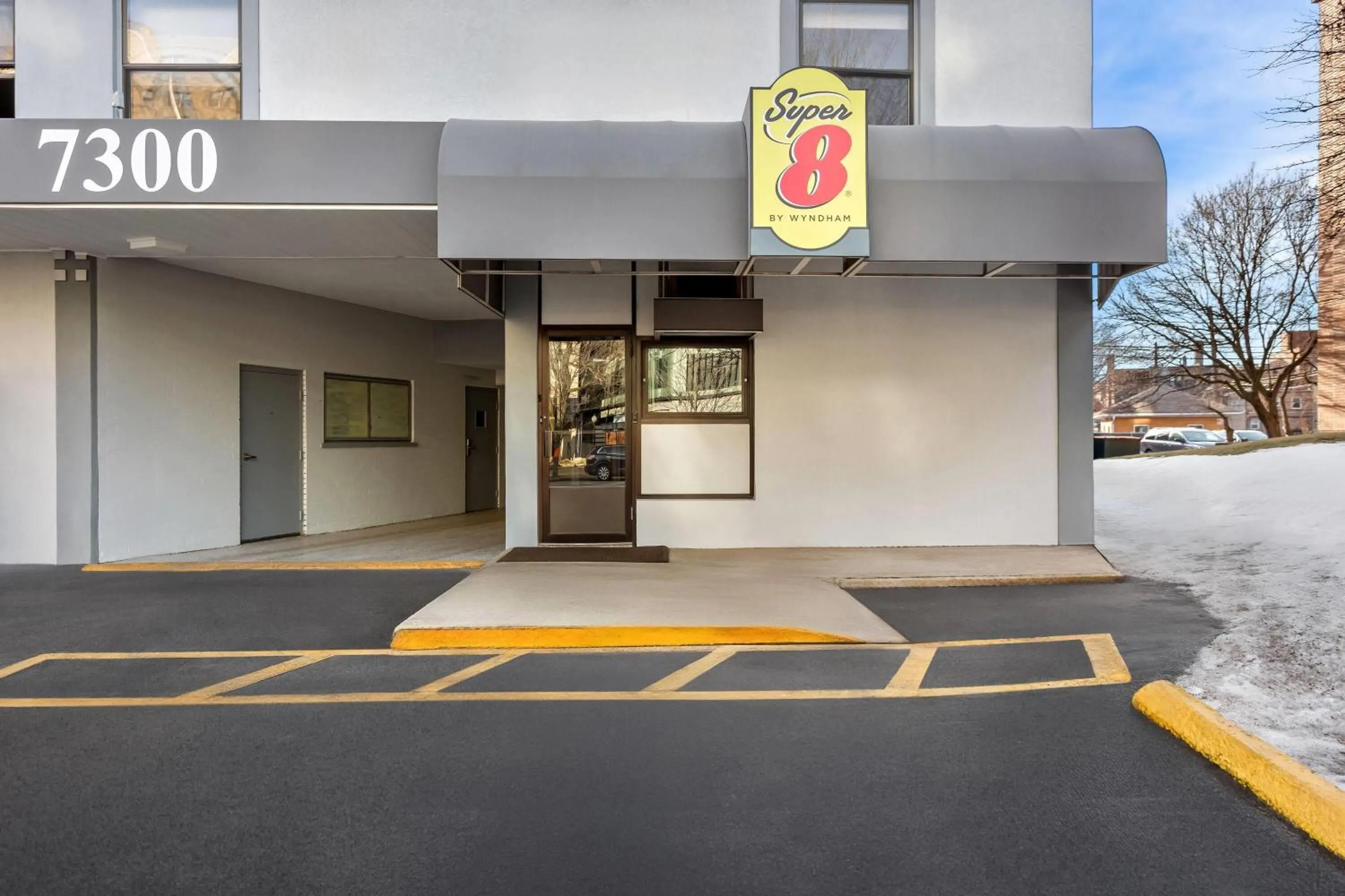 Property building in Super 8 by Wyndham Chicago IL