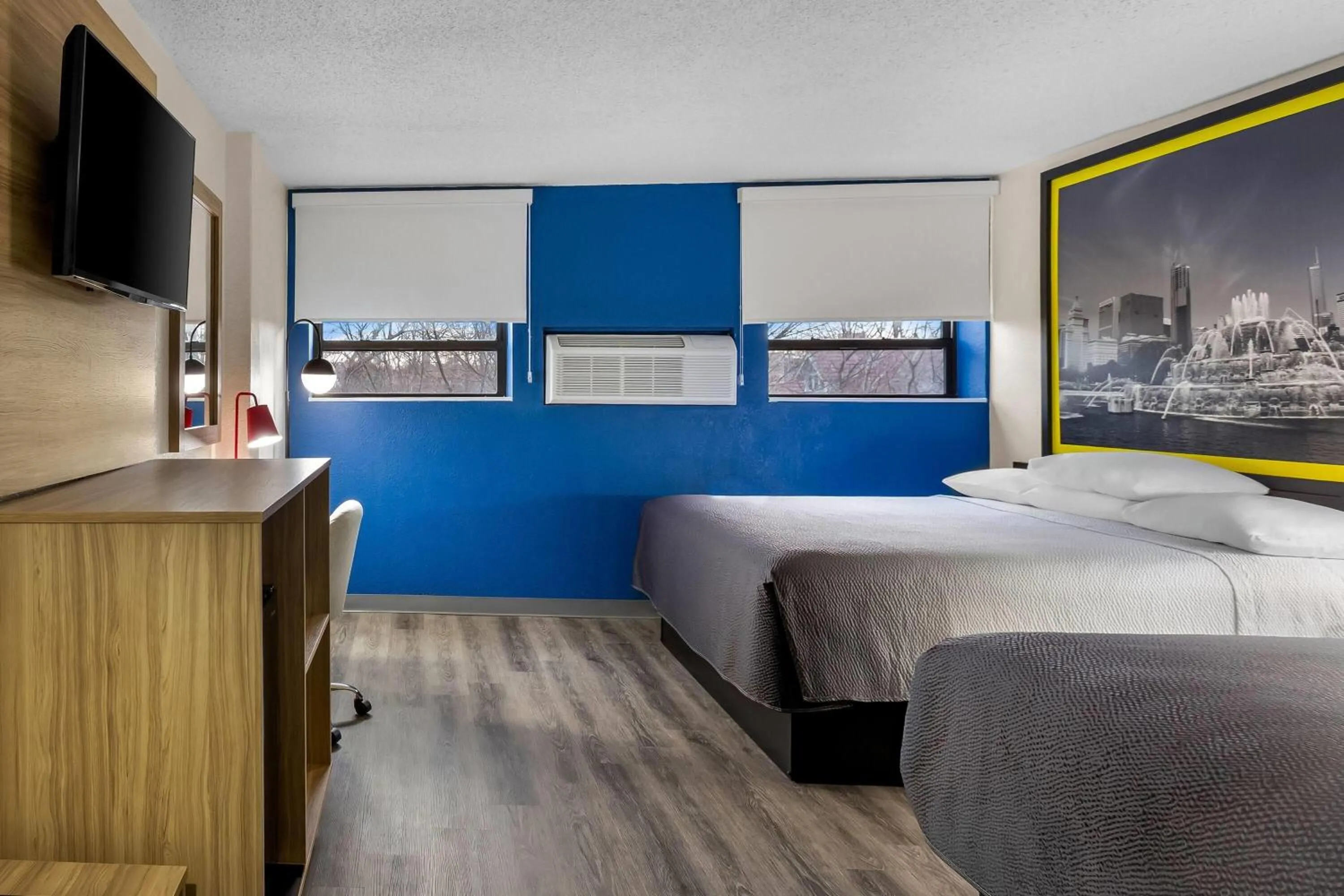 Bed in Super 8 by Wyndham Chicago IL