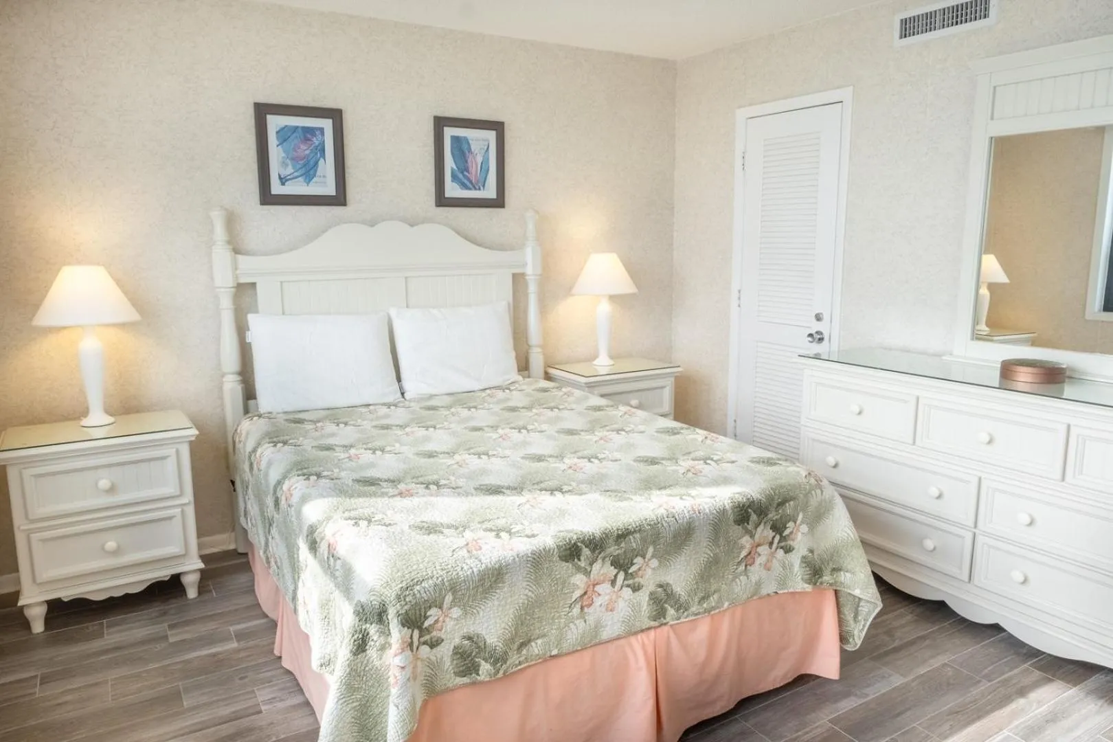 Bed in Arcadian II B11