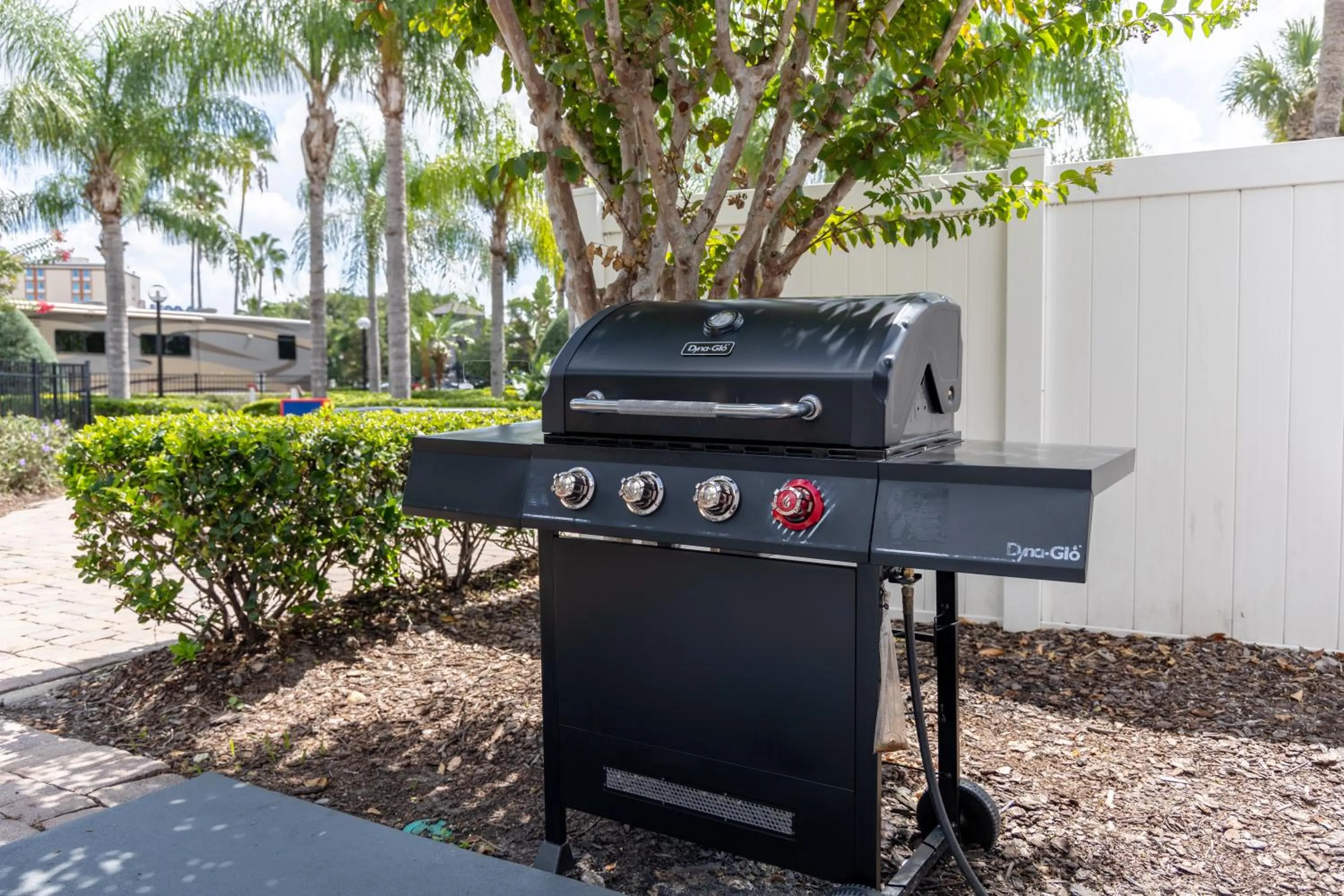 BBQ facilities in Legacy Vacation Resorts Kissimmee & Orlando - Near Disney