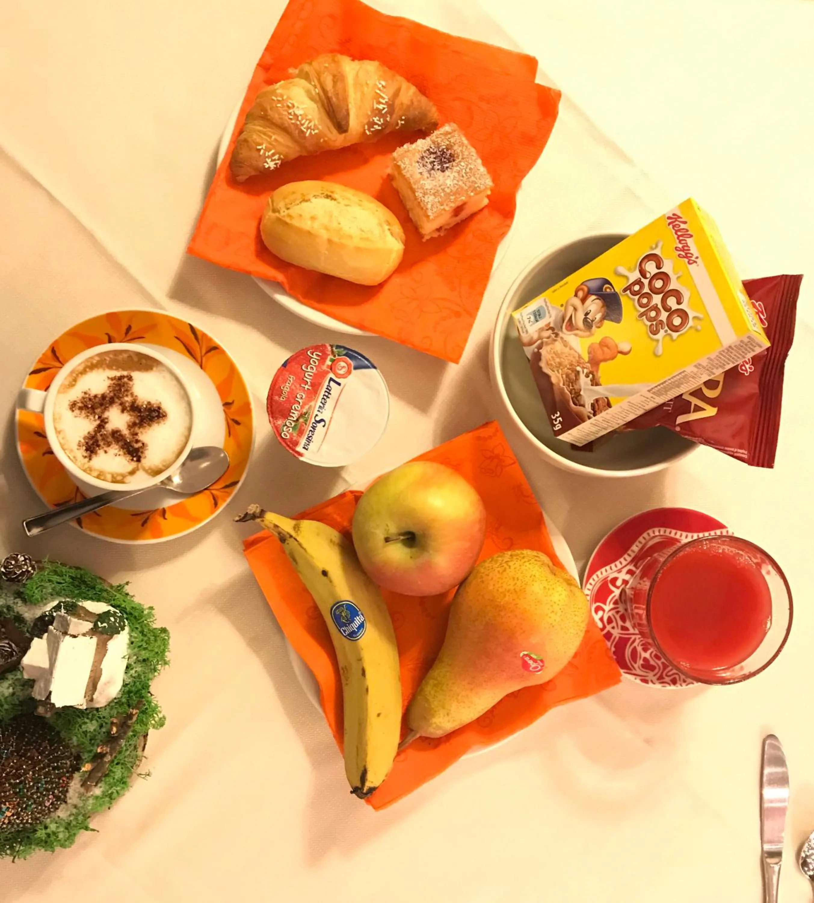 Continental breakfast in Hotel al Corso