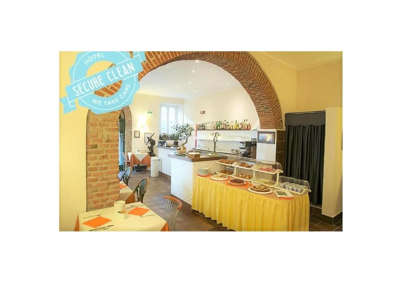 Breakfast in Hotel al Corso