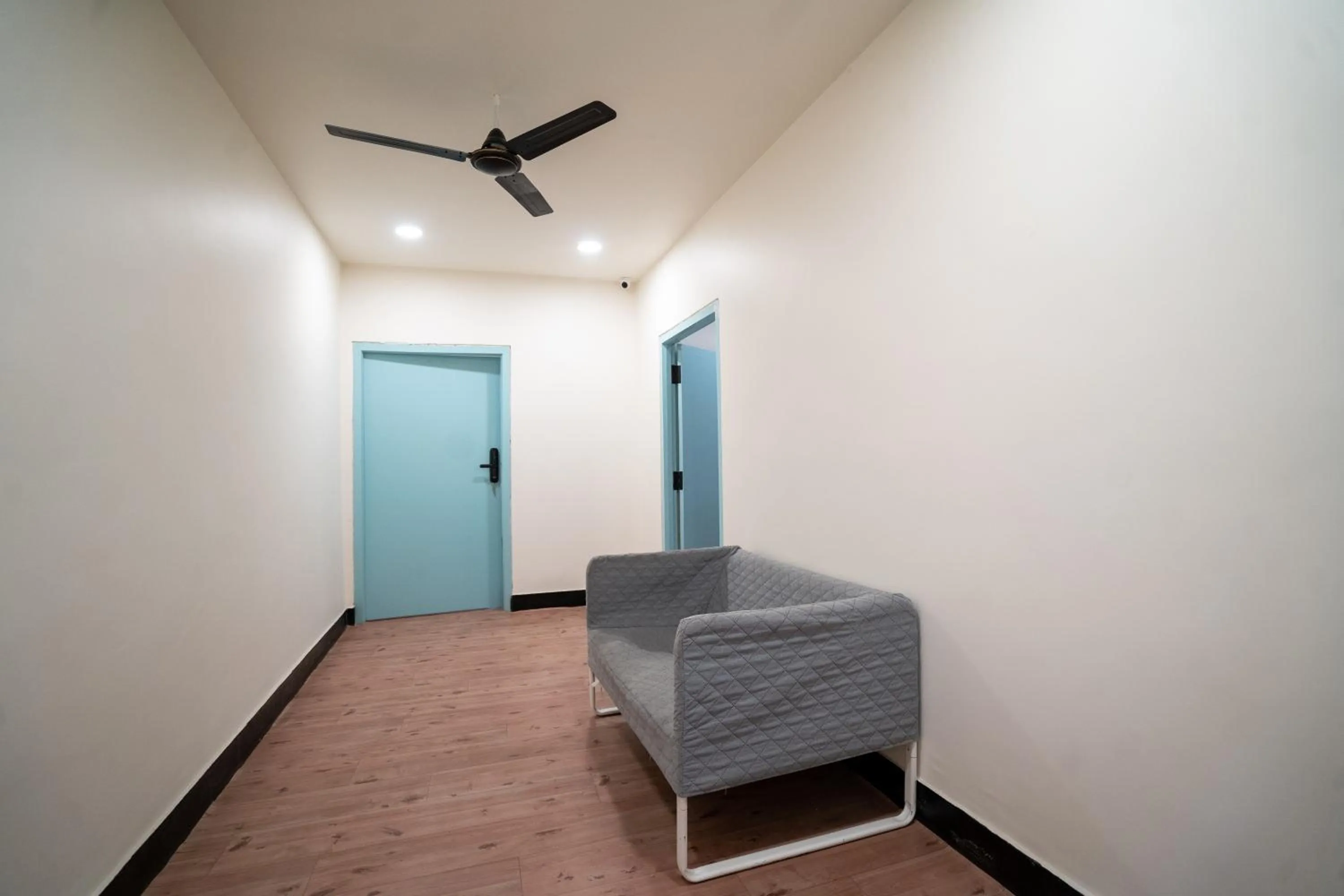 Seating area in Slackpackr Hyderabad