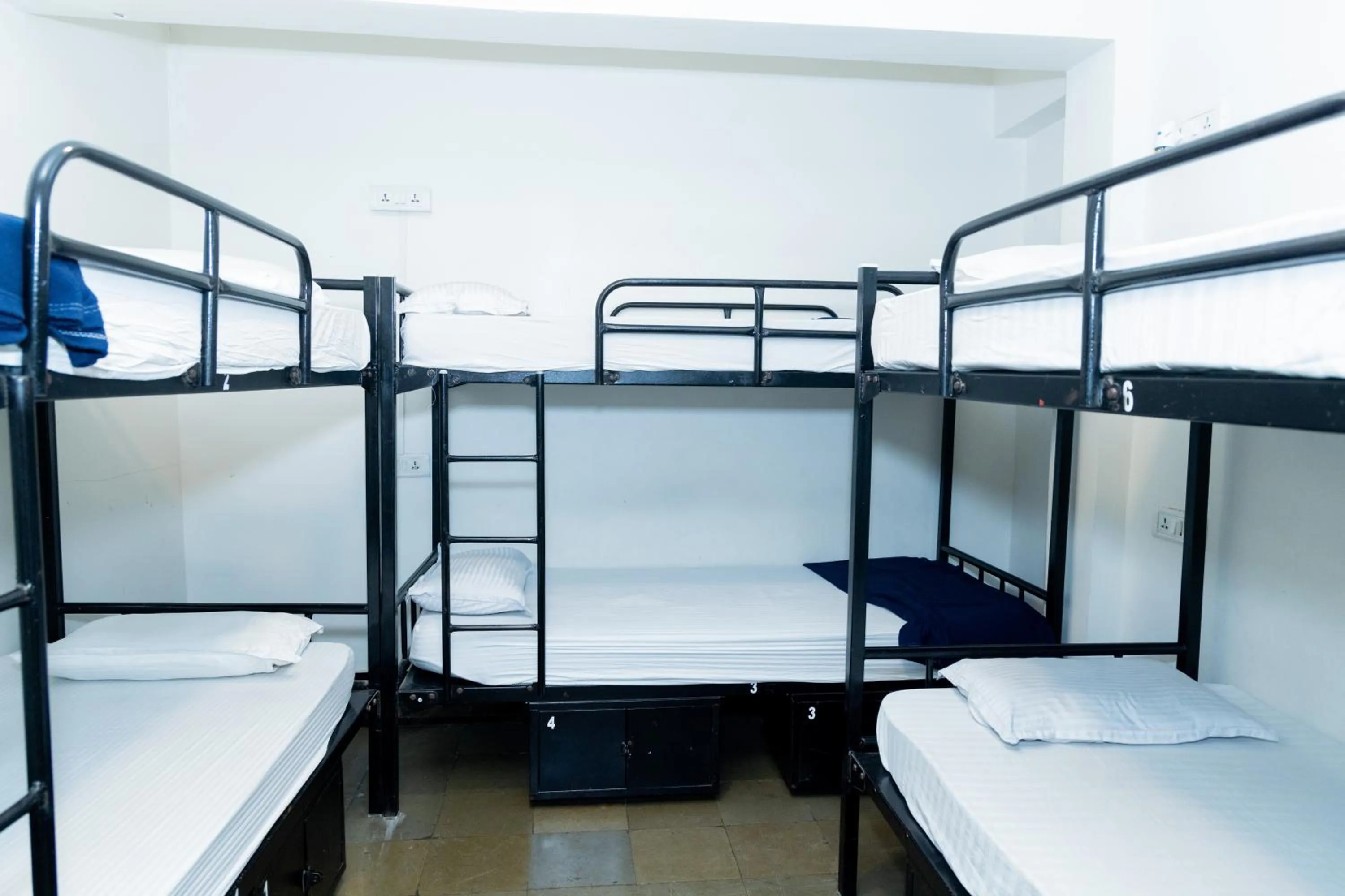 bunk bed, Bed in Slackpackr Hyderabad
