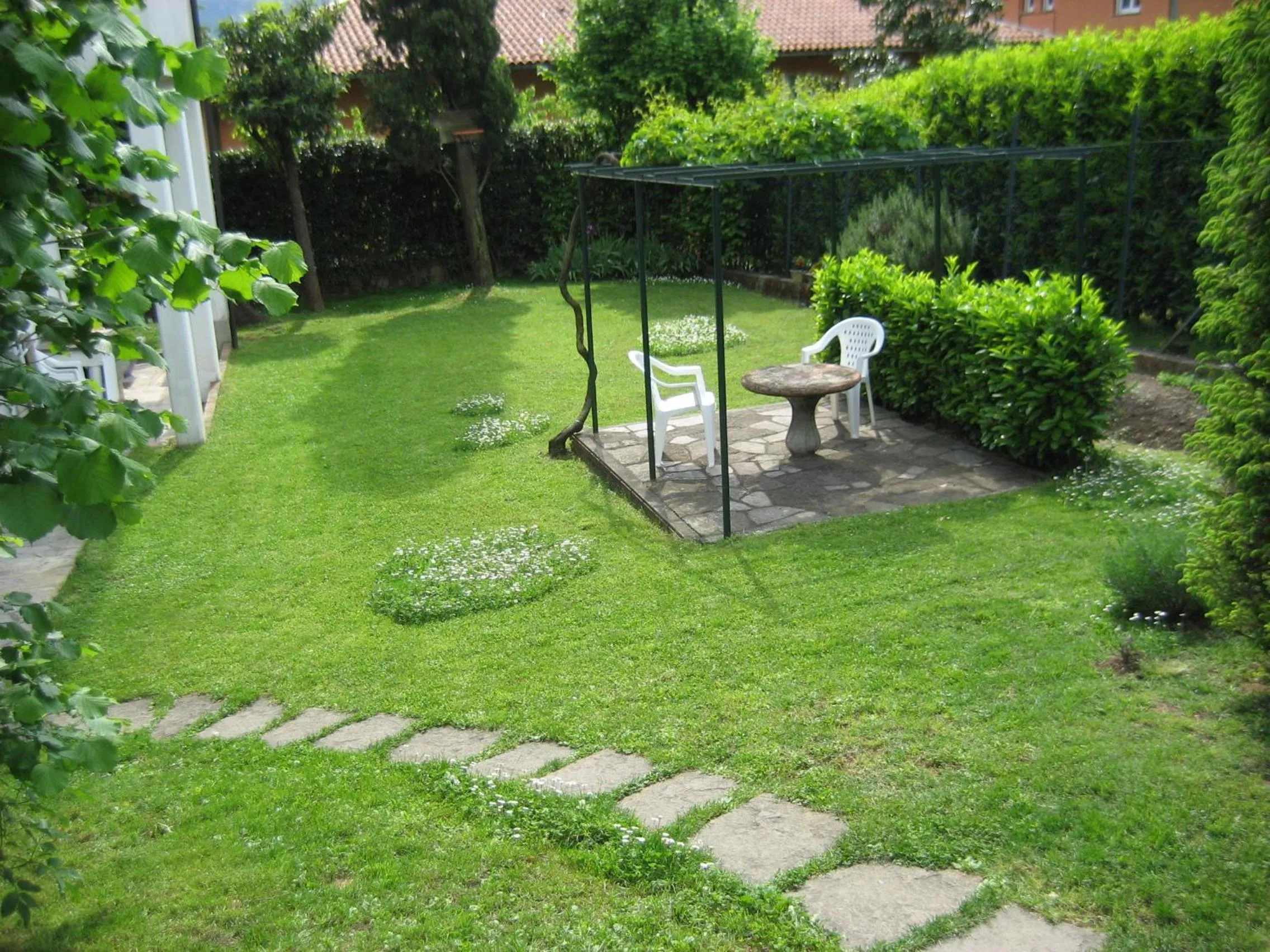 Garden in B&B Le Colombine