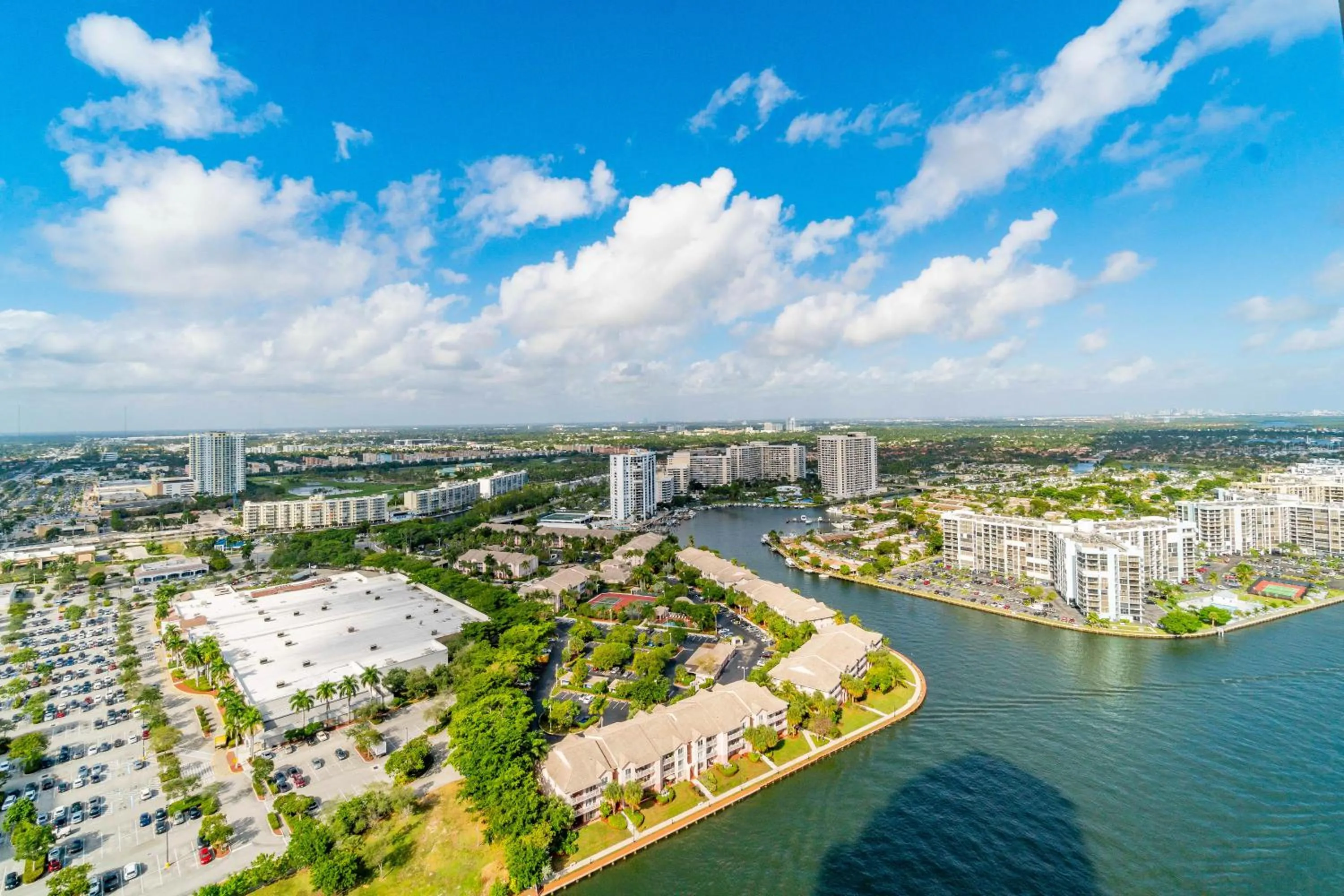 Balcony/Terrace in Hyde Beach House Hollywood Private Suites