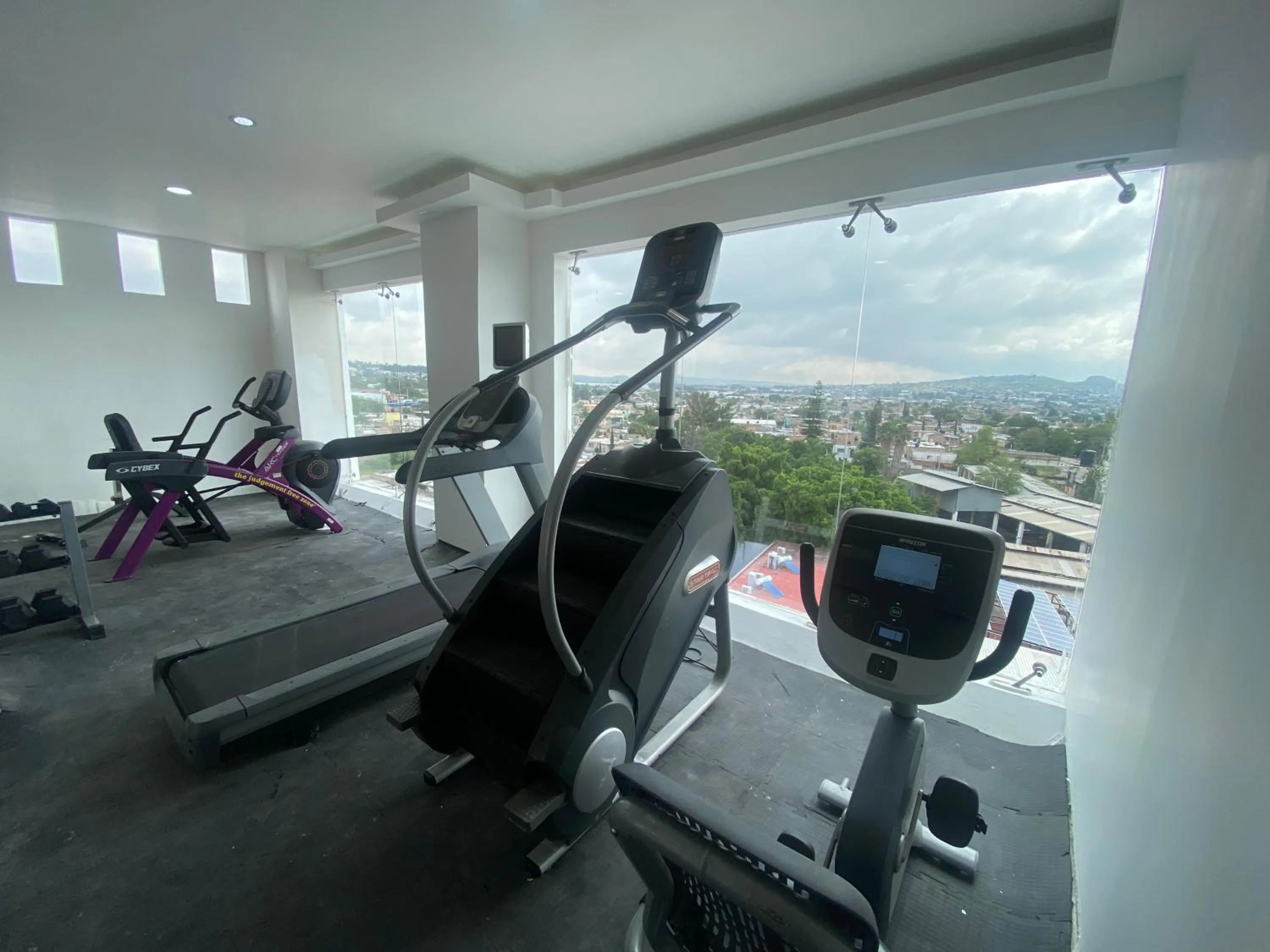 Fitness centre/facilities in Hotel ANB Aeropuerto Guadalajara