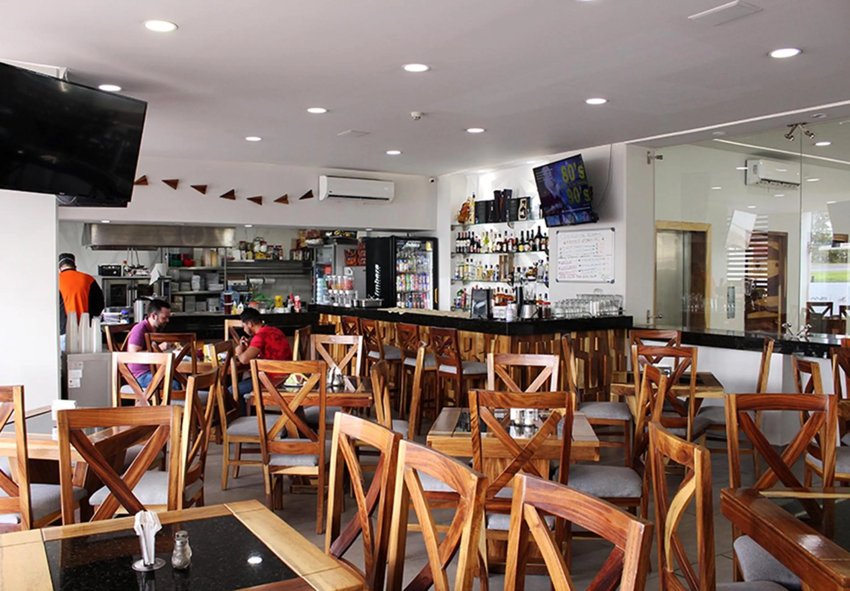 Restaurant/places to eat in Hotel ANB Aeropuerto Guadalajara