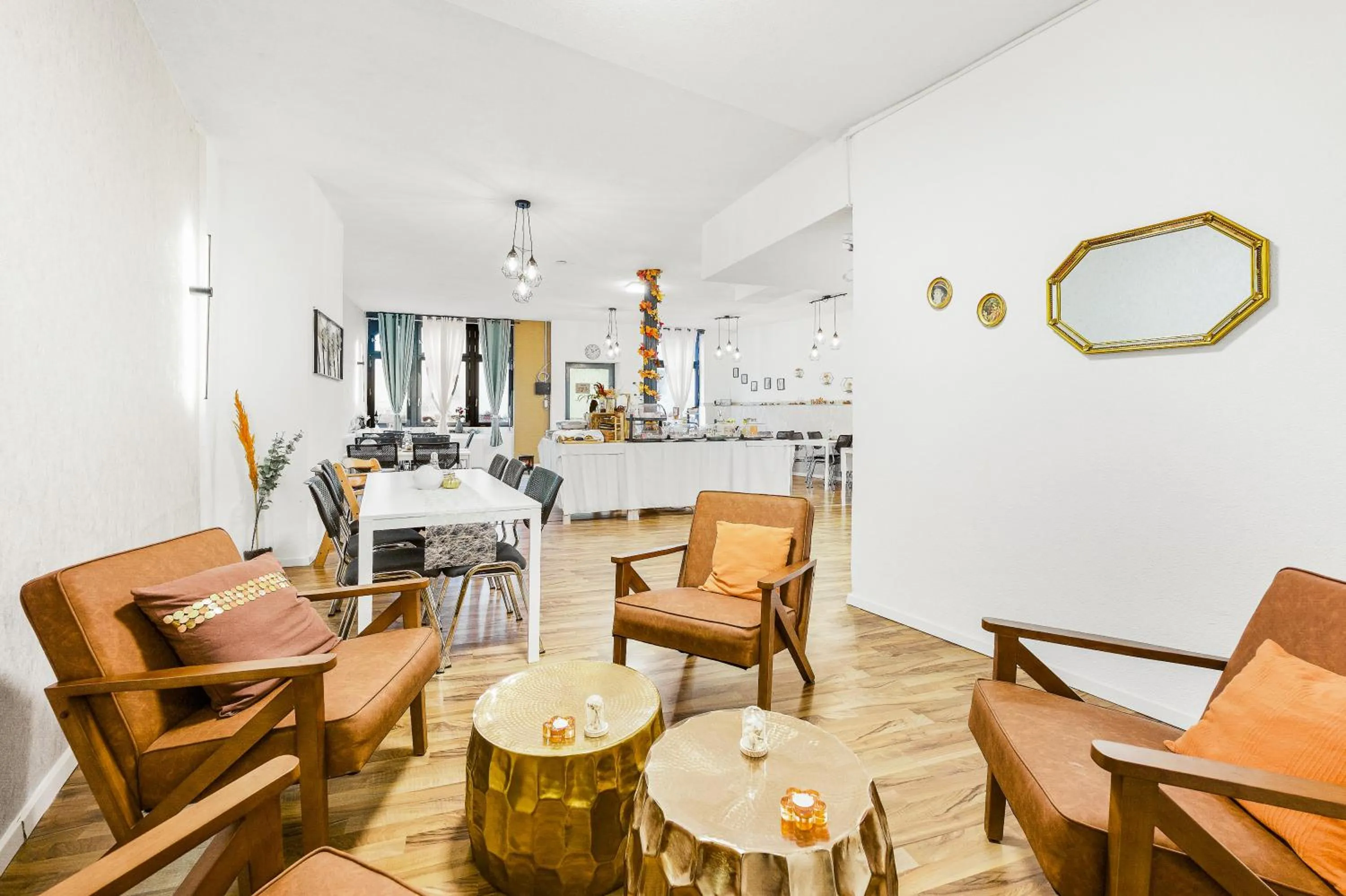 Breakfast in Hotel Phoenix