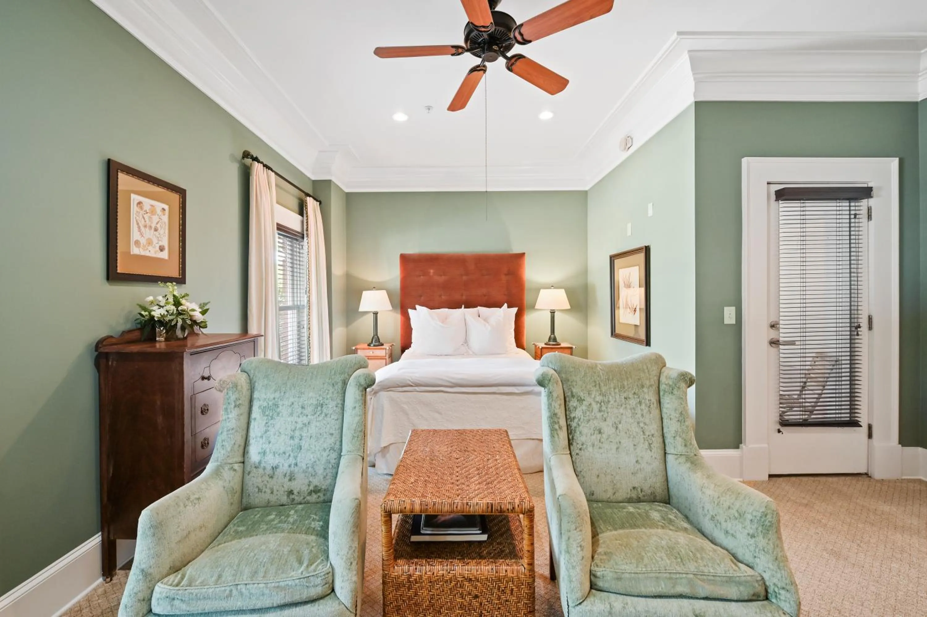 Bedroom in The James Madison Inn