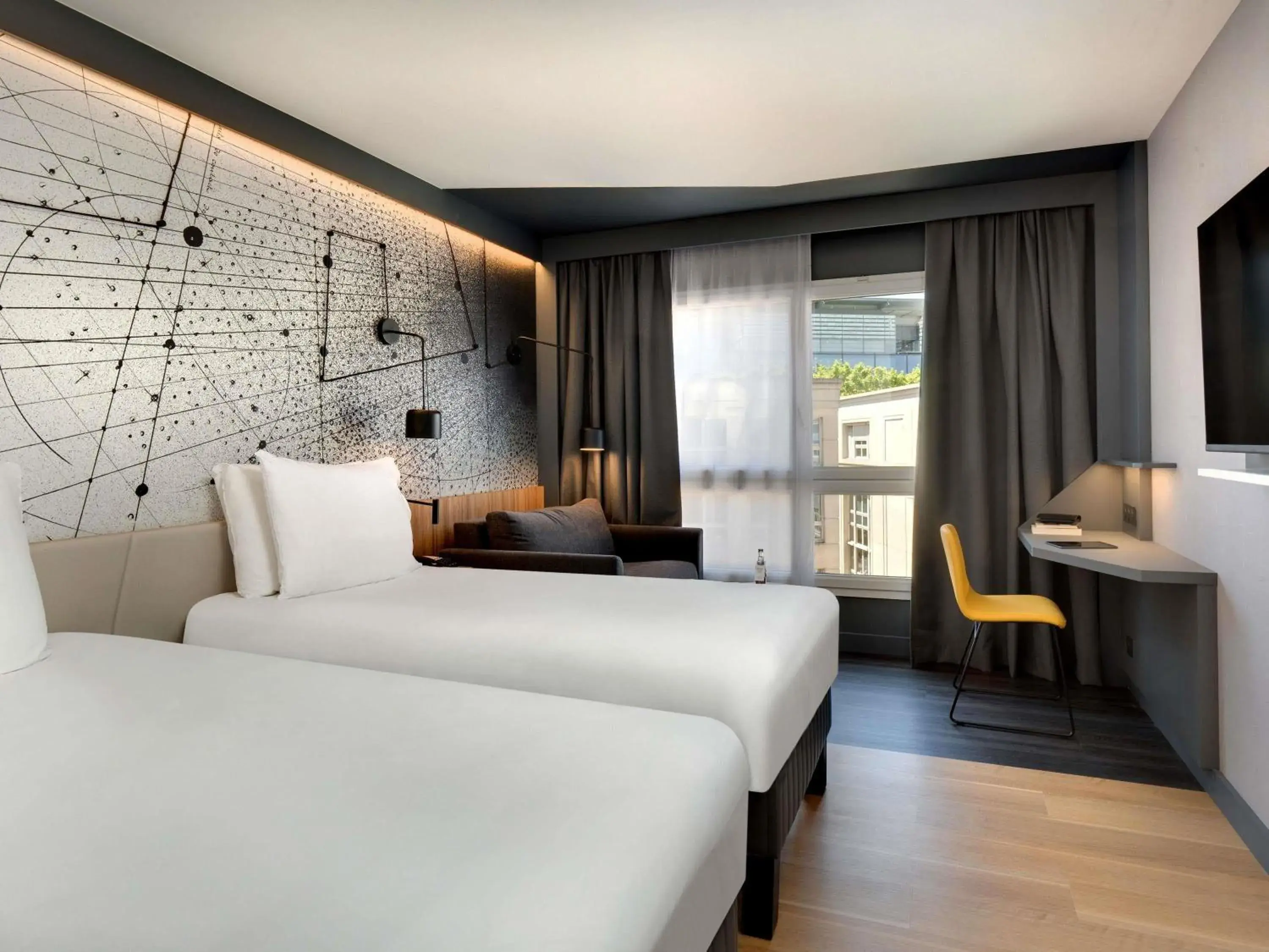 Standard Twin Room - Non-Smoking in Mercure Montpellier Centre Antigone Standard Twin Room - Non-Smoking in Mercure Montpellier Centre Antigone