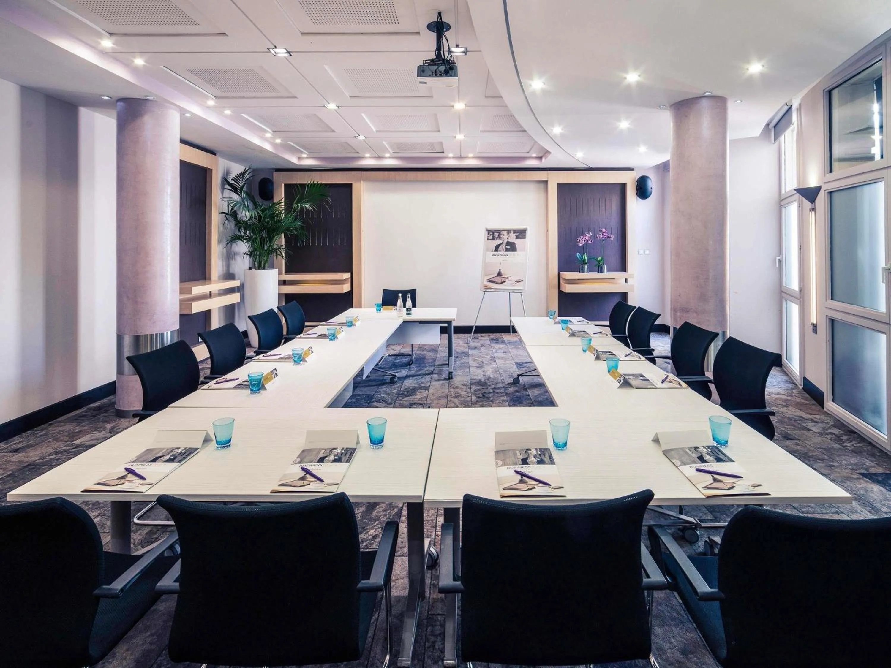 Meeting/conference room in Mercure Montpellier Centre Antigone