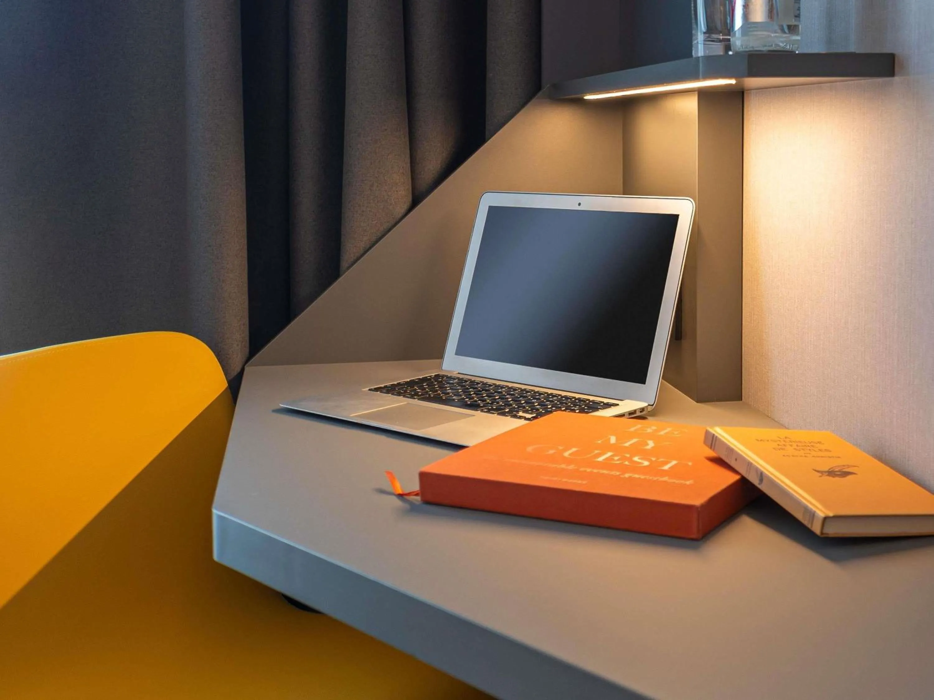 Bedroom in Mercure Montpellier Centre Antigone