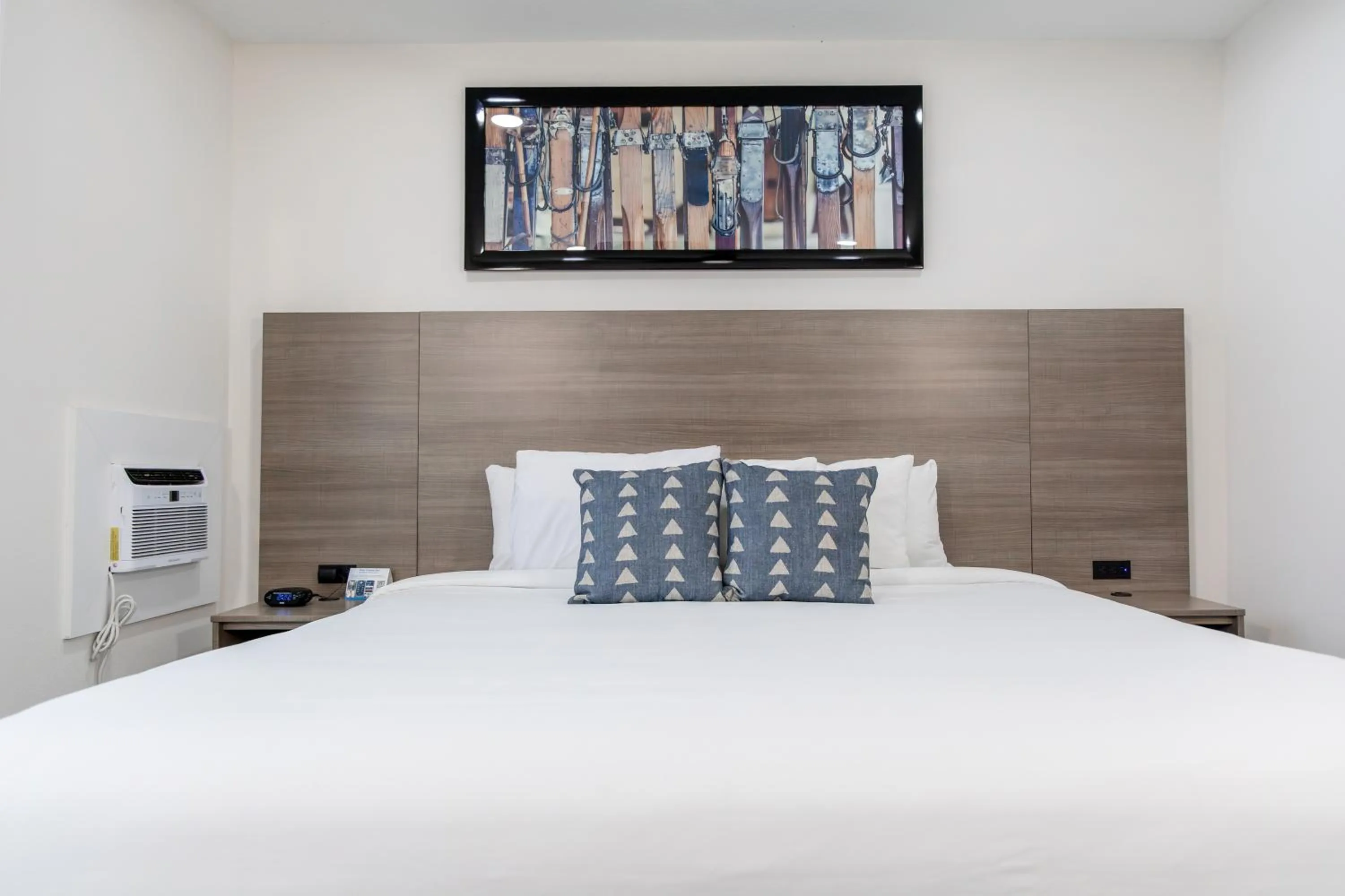 Bedroom, Bed in The Fold Hotels Steamboat Springs