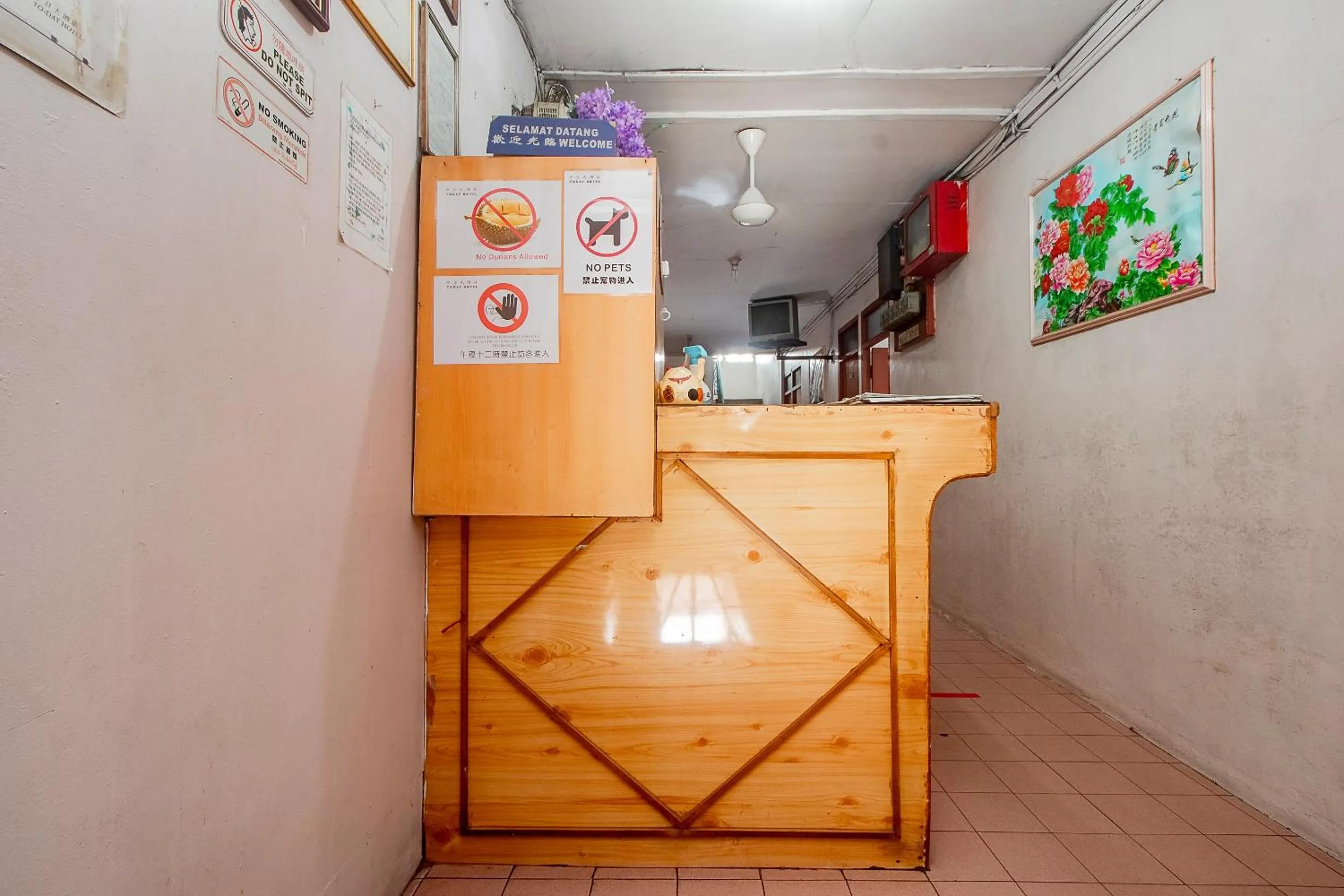 Lobby or reception in OYO 89706 To-day Hotel