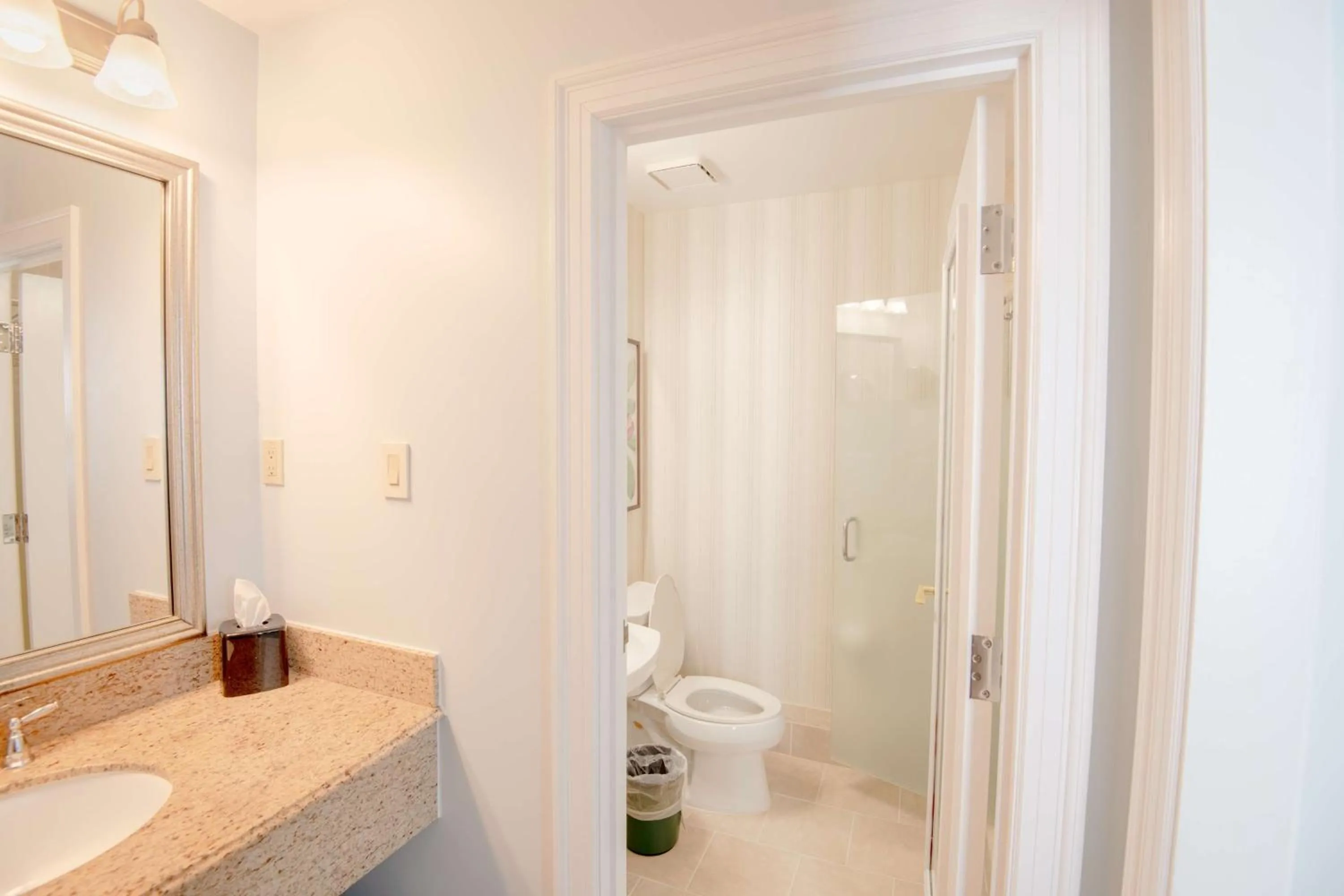 Bathroom in The Founders Inn & Spa Tapestry Collection By Hilton