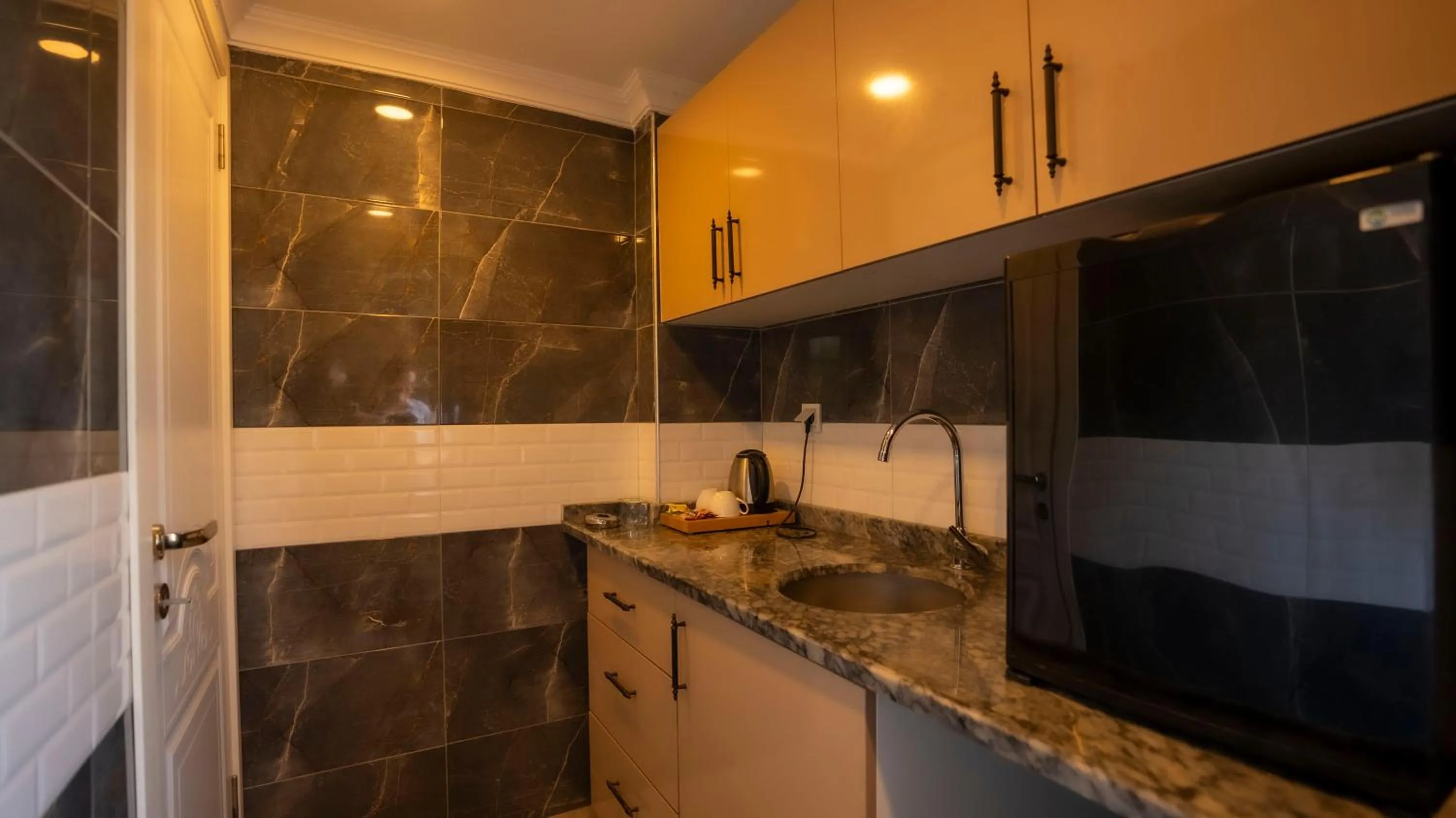 Bathroom in Farina Hotel By Cigno