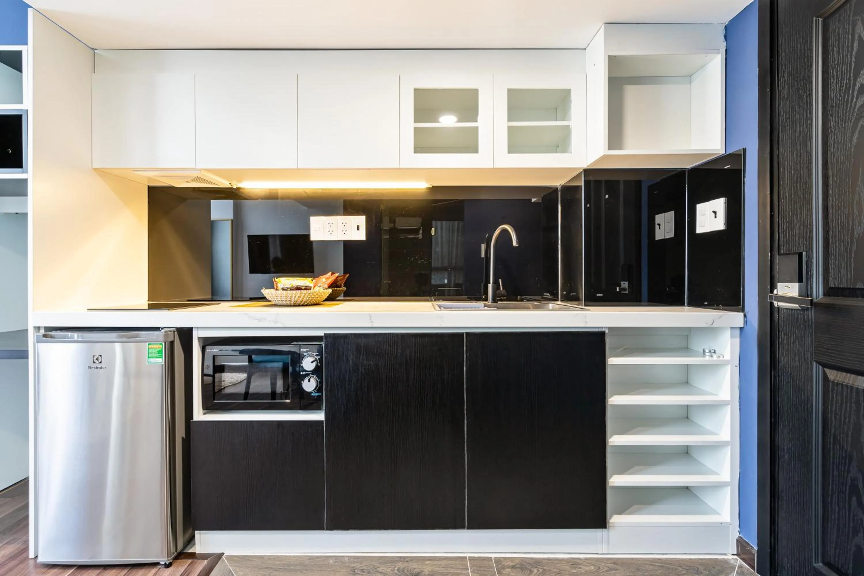 Kitchen or kitchenette in KunKin Luxury Hotel & Apartment