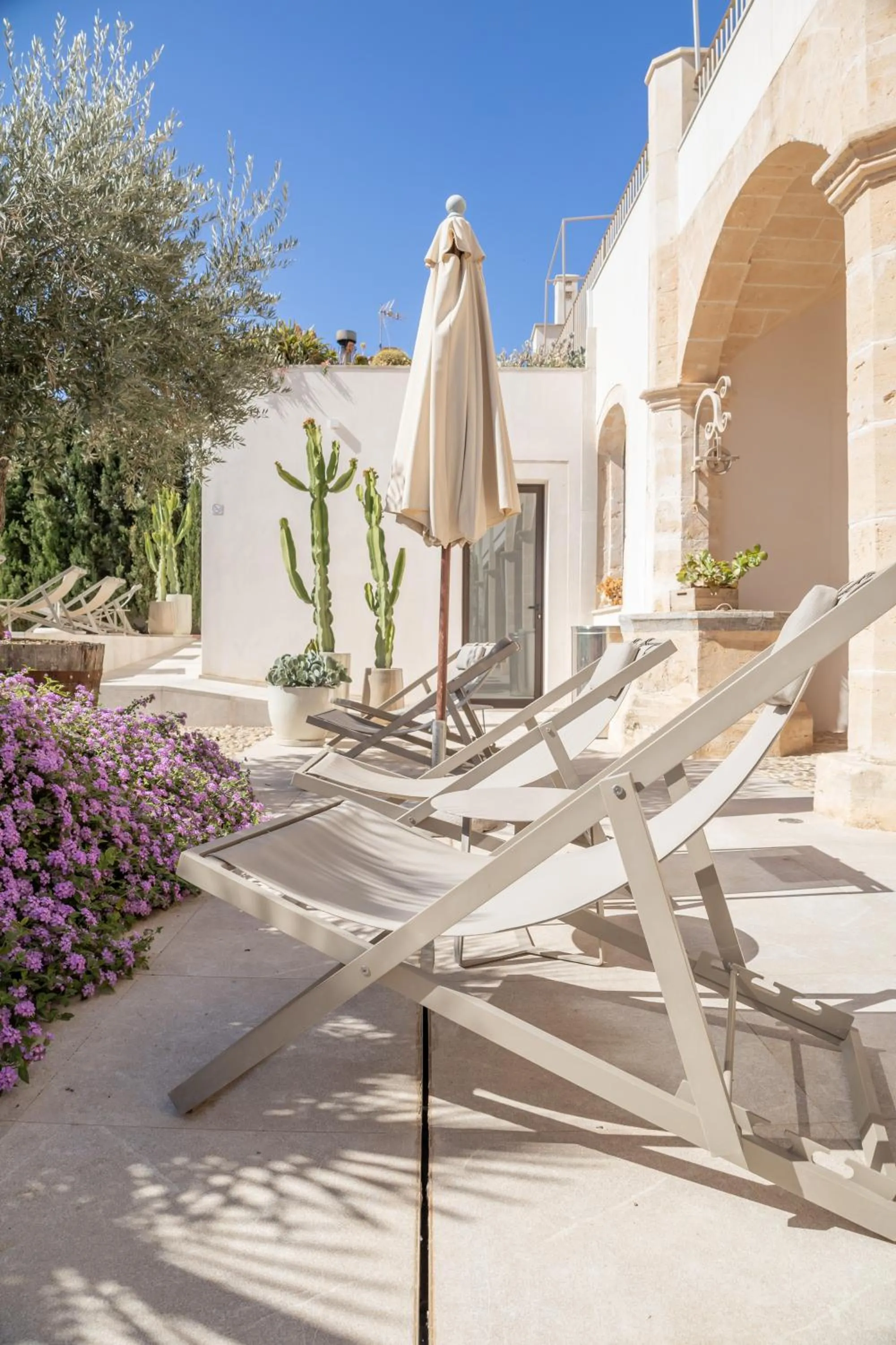 Balcony/Terrace in Ynaira hotel & Spa