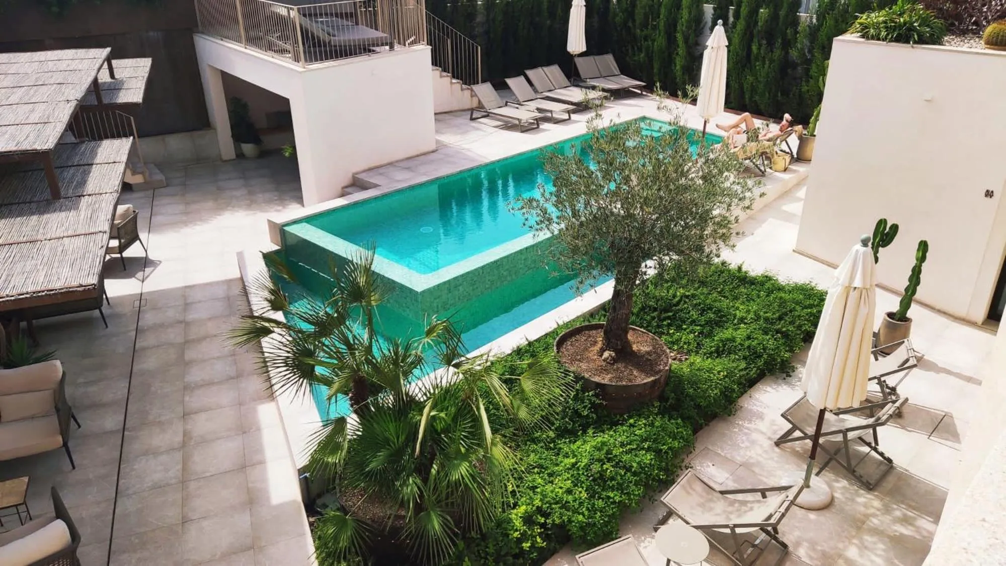 Garden in Ynaira hotel & Spa