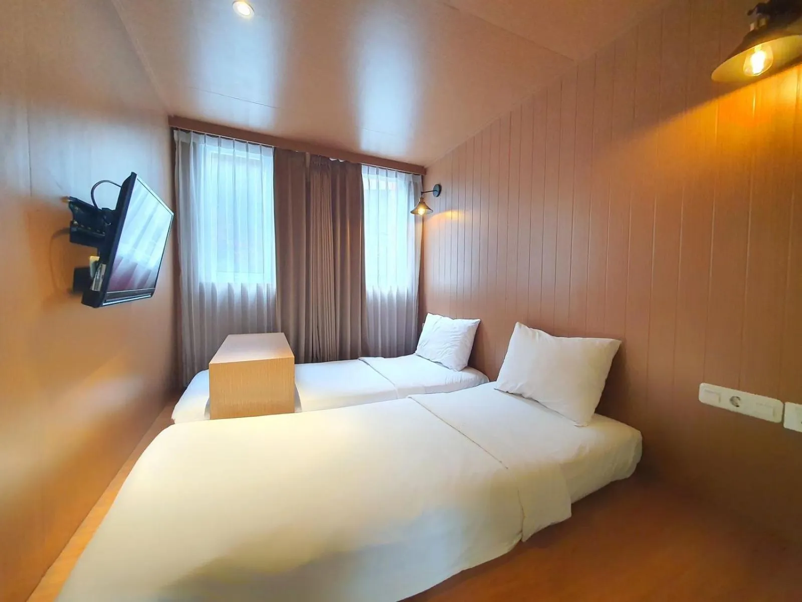 Bedroom, Bed in Kontena Hotel