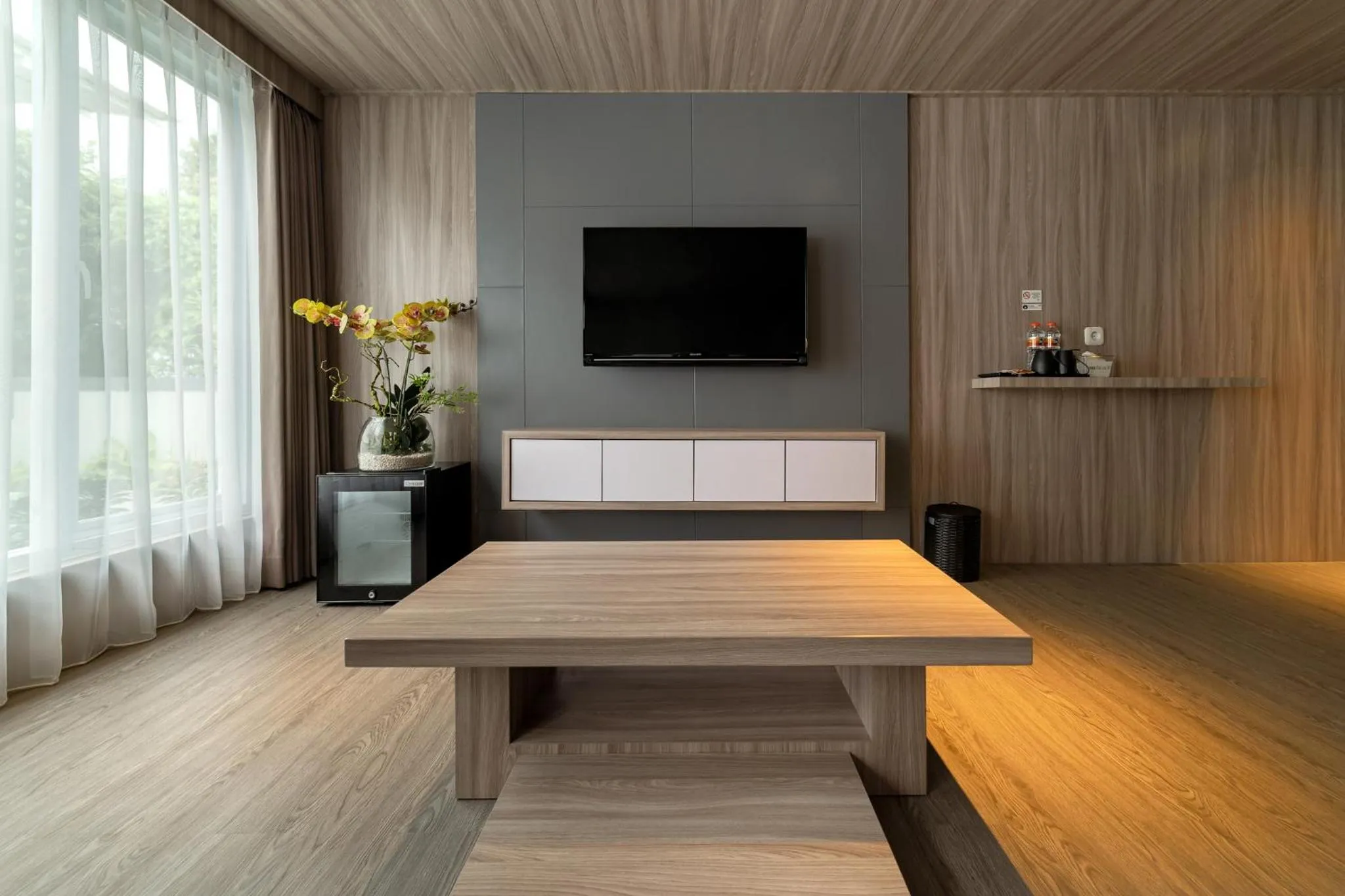 Seating area in Kontena Hotel