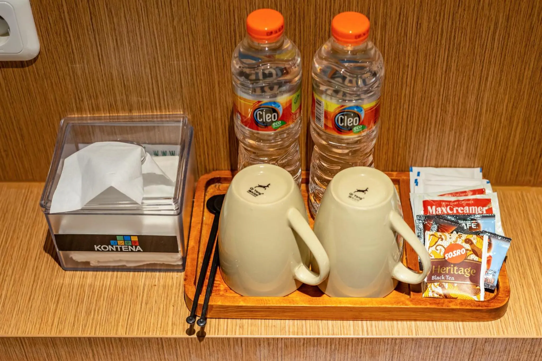 Coffee/tea facilities in Kontena Hotel