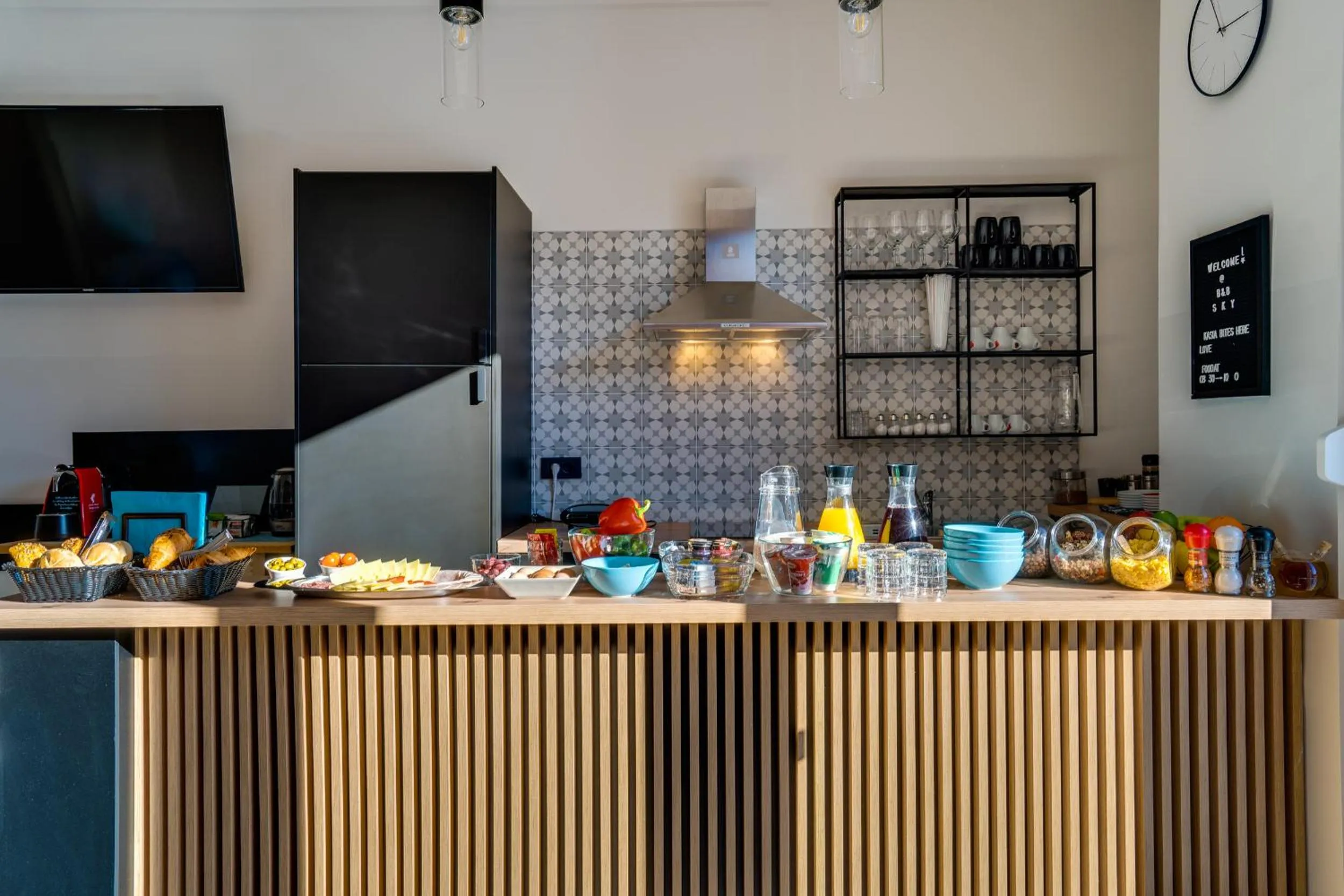 Food and drinks in Bed & Breakfast Sky City Center