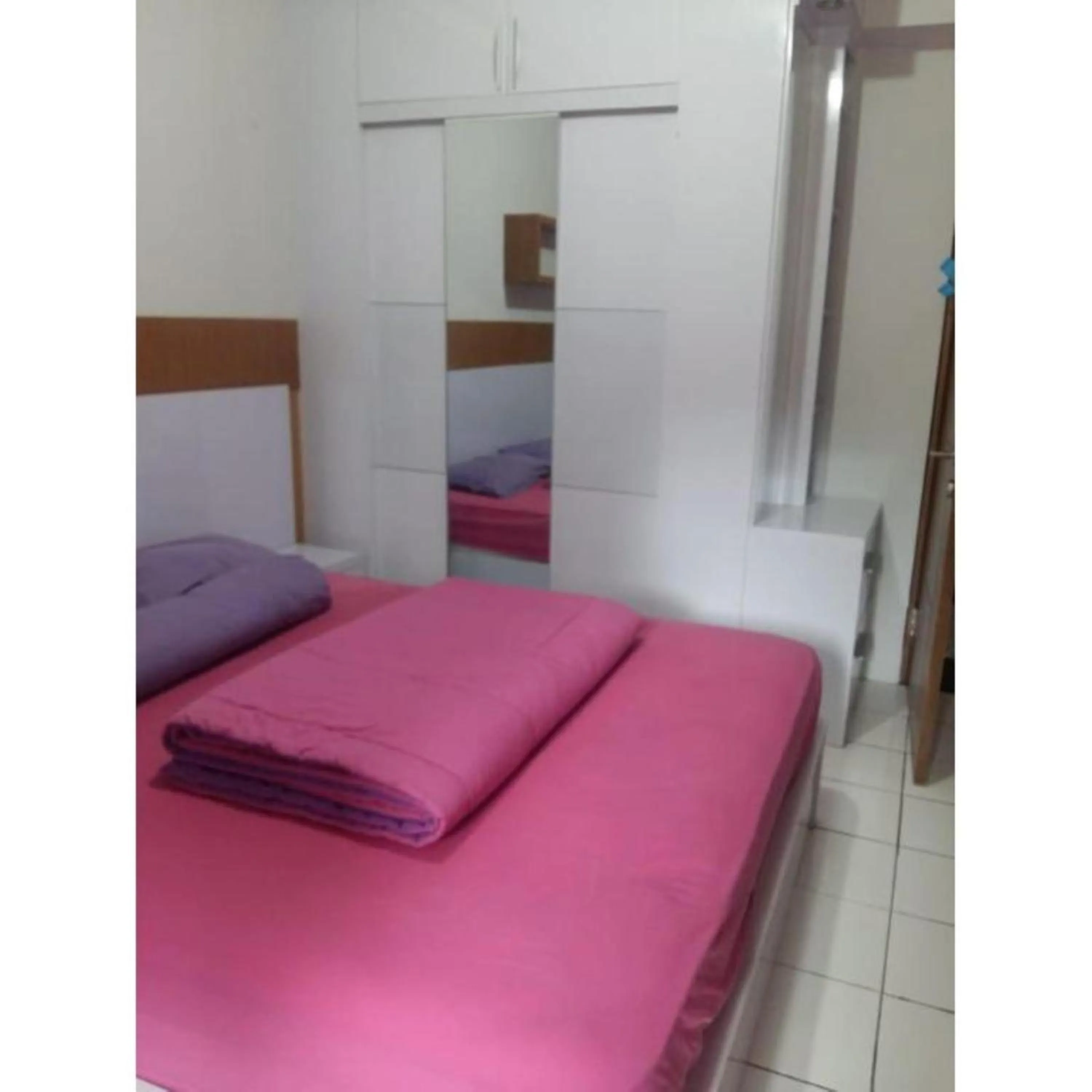 Bed in Gateway Apartment Cicadas by DB Property