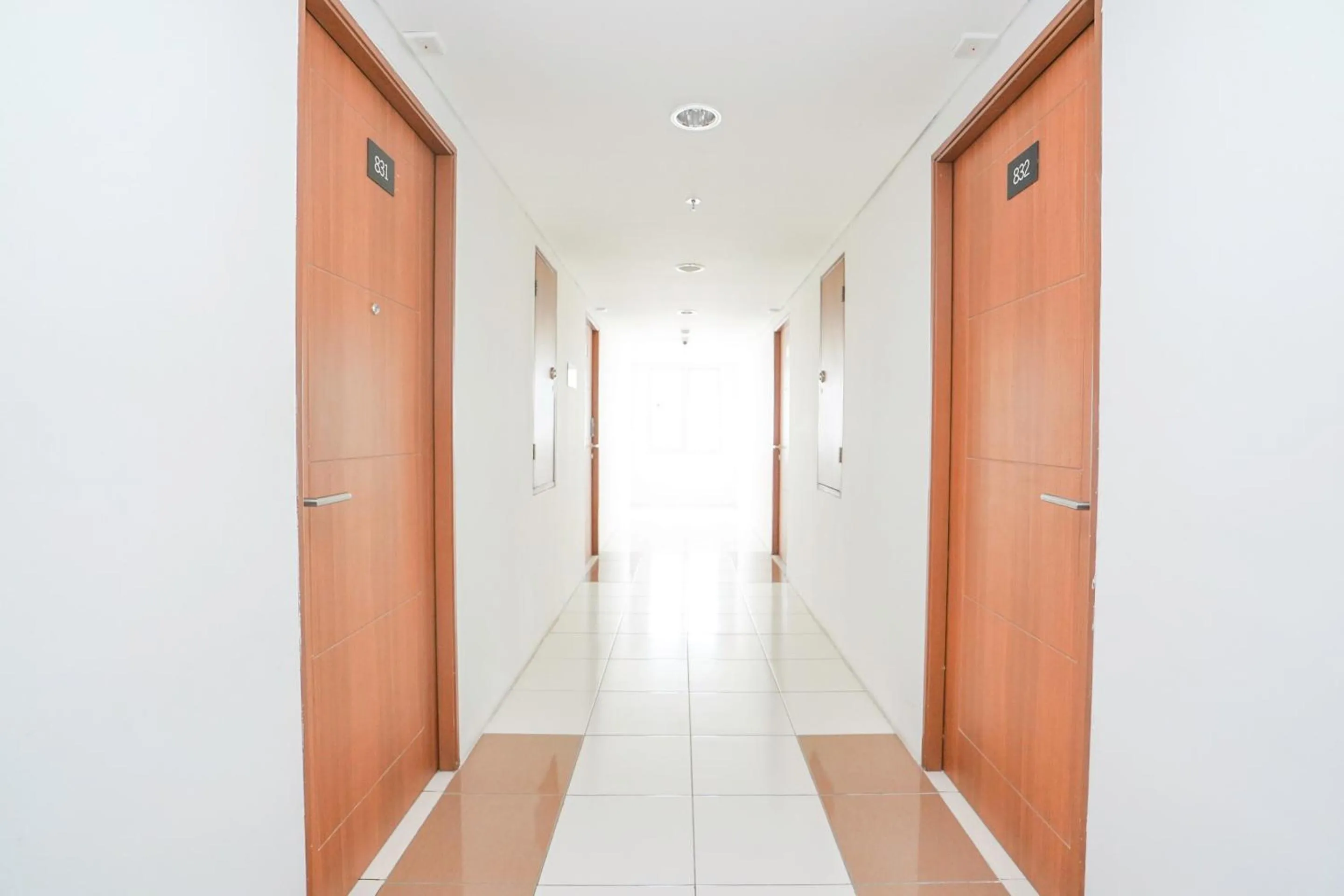 Lobby or reception in Capital O 91962 Pavilion Permata Surabaya